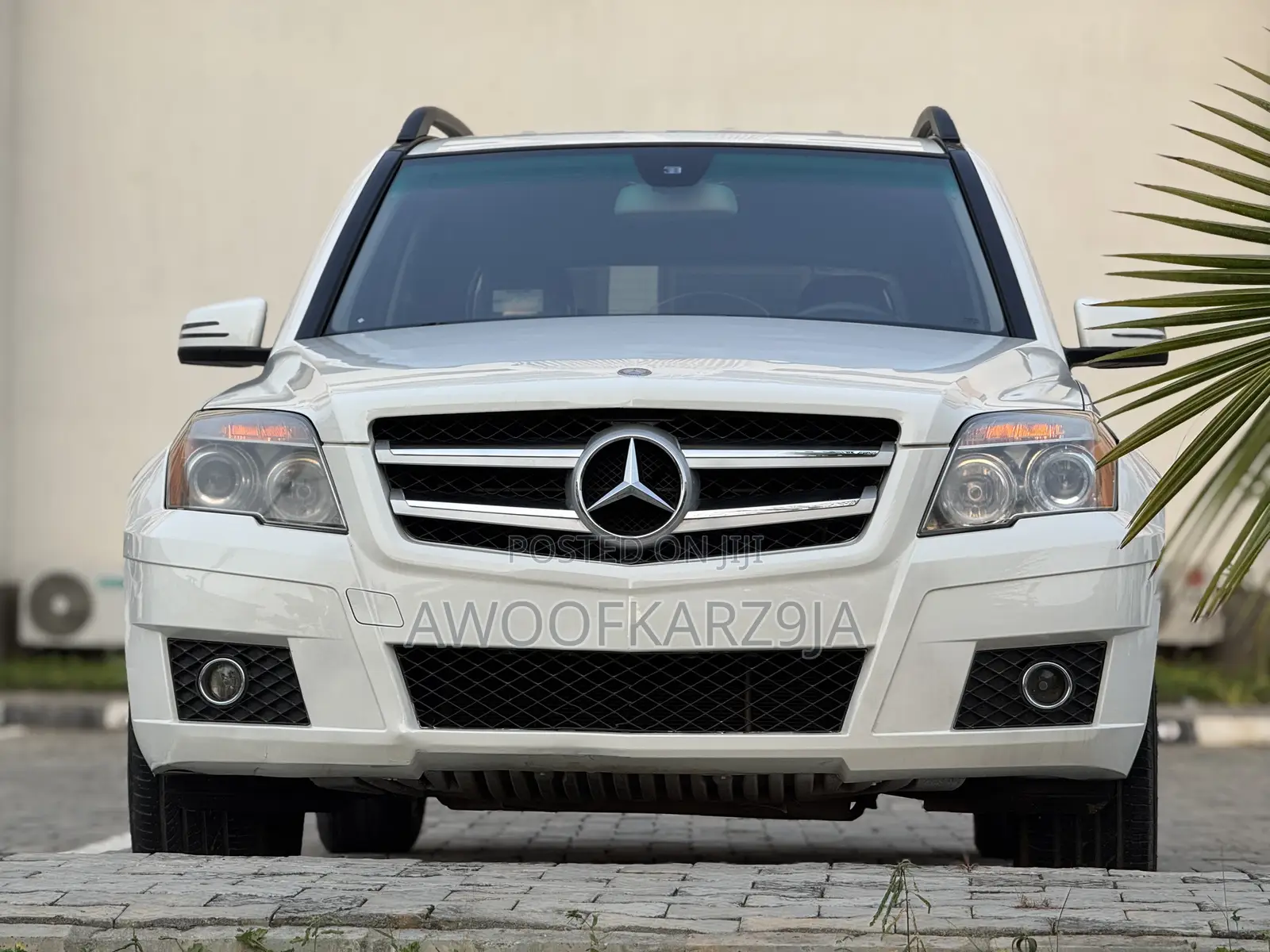 Mercedes-Benz GLK-Class 350 2010 White