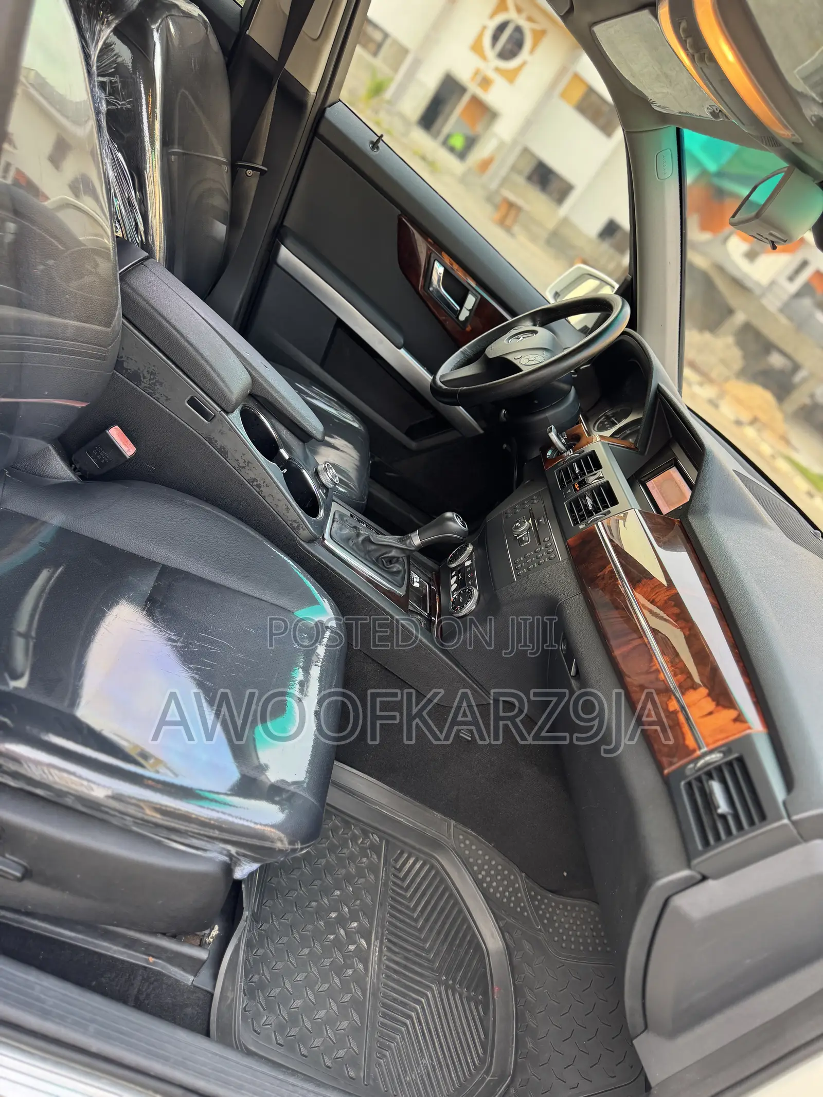 Mercedes-Benz GLK-Class 350 2010 White