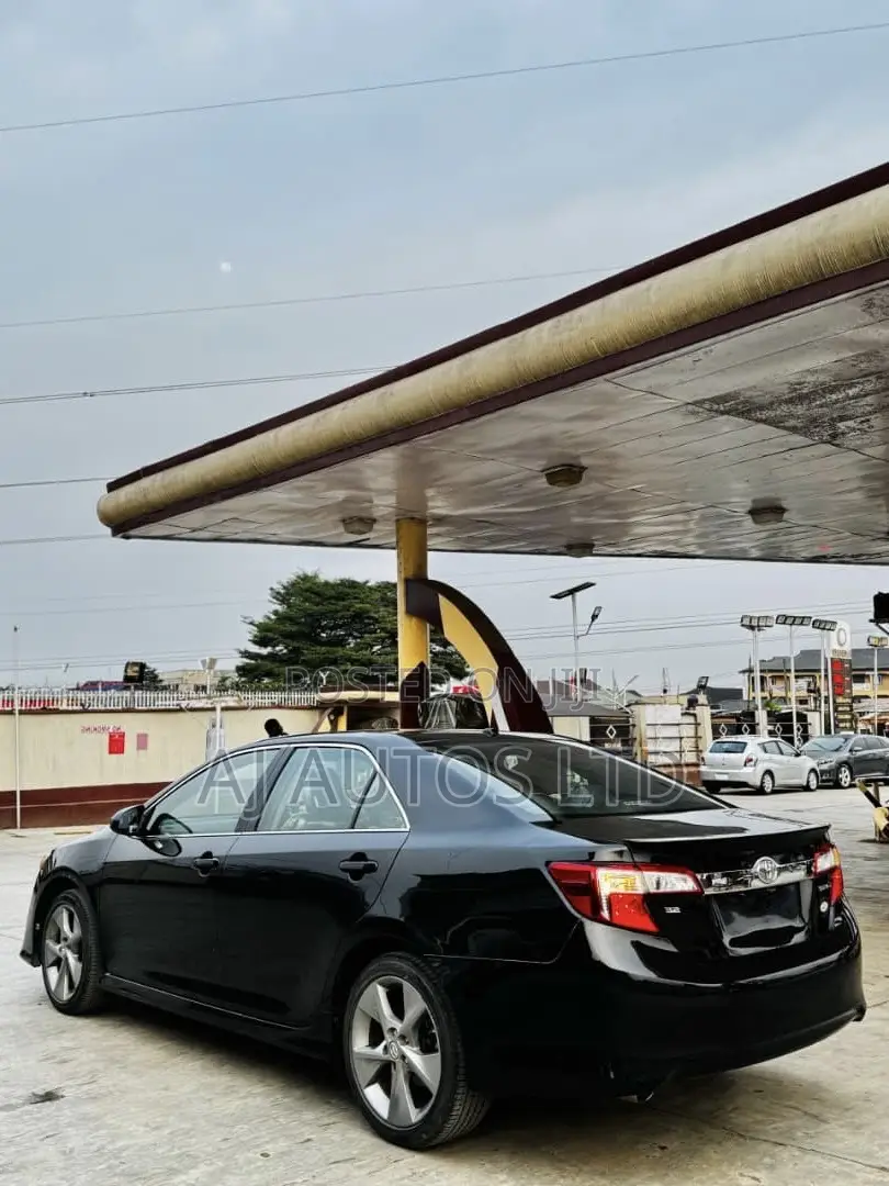 Toyota Camry 2014 Black