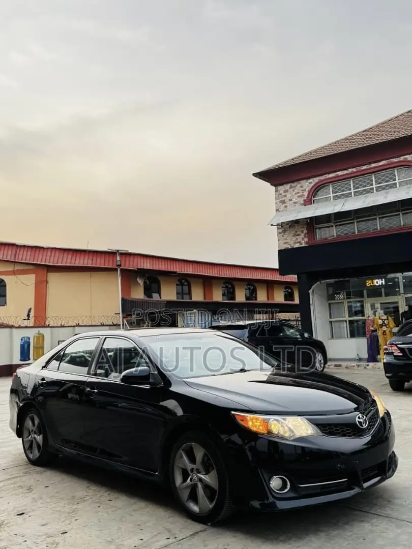 Toyota Camry 2014 Black