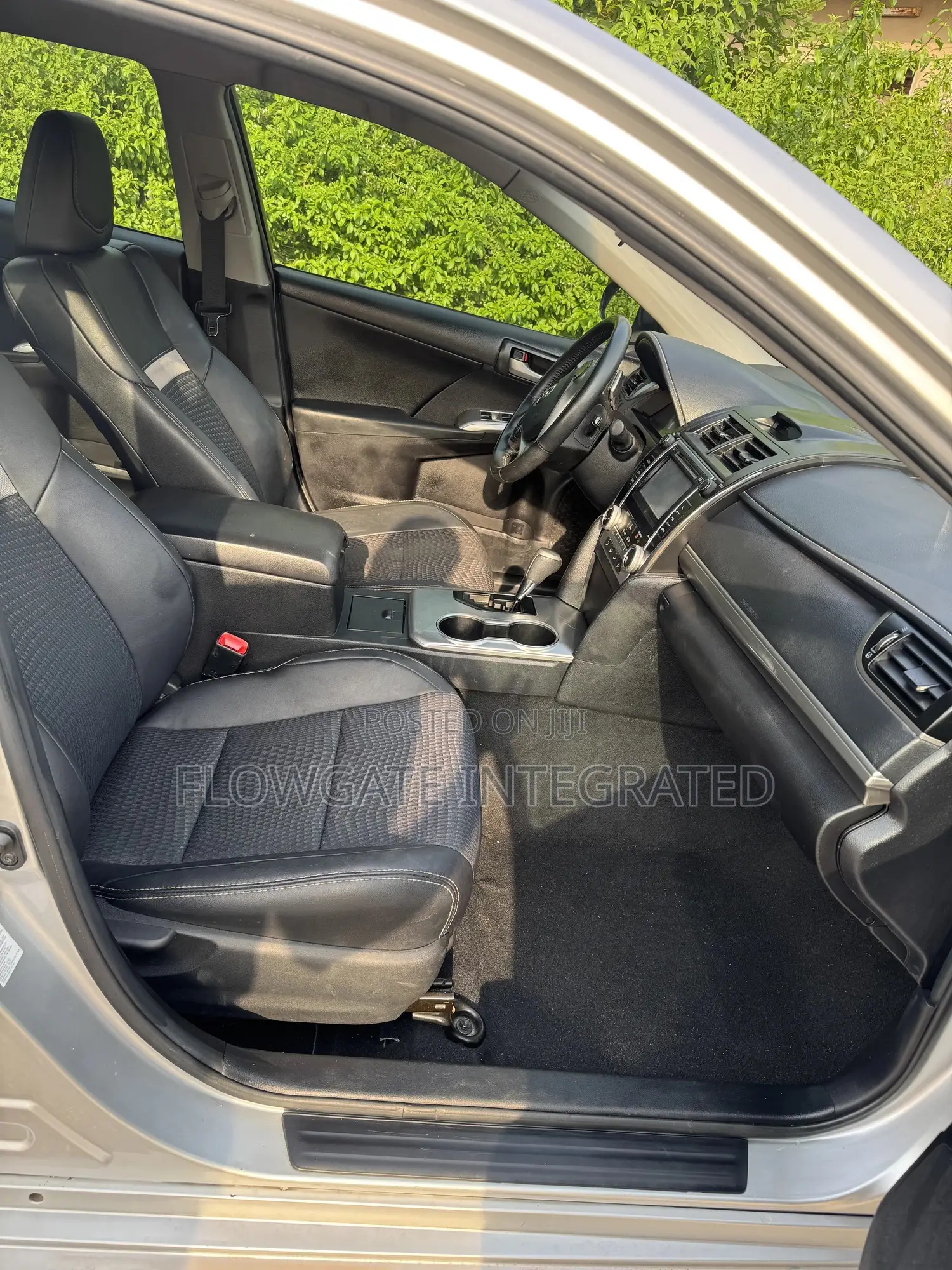 Toyota Camry 2014 Silver