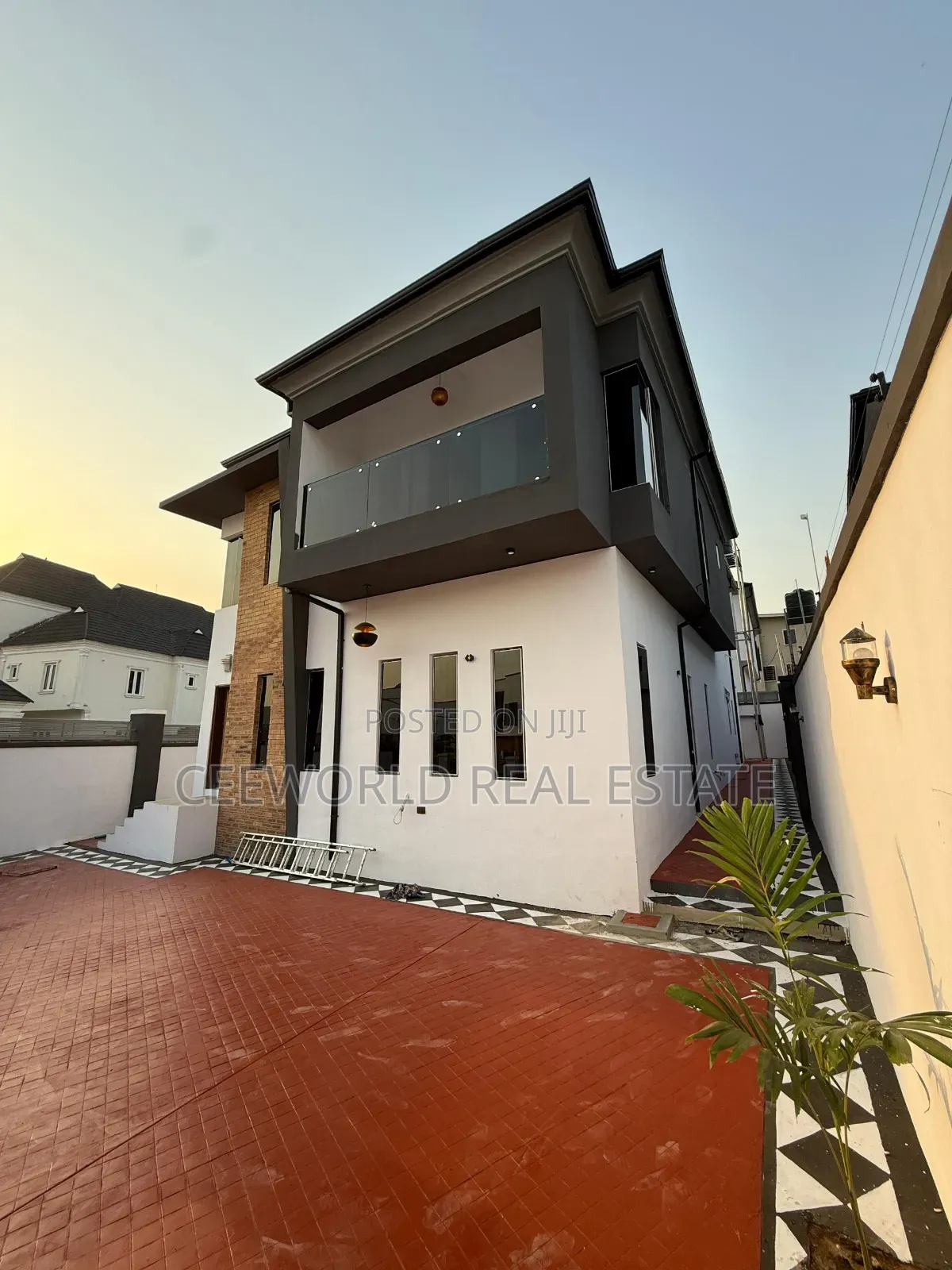 4bdrm Duplex in Calton Gate Estate, Akobo for sale