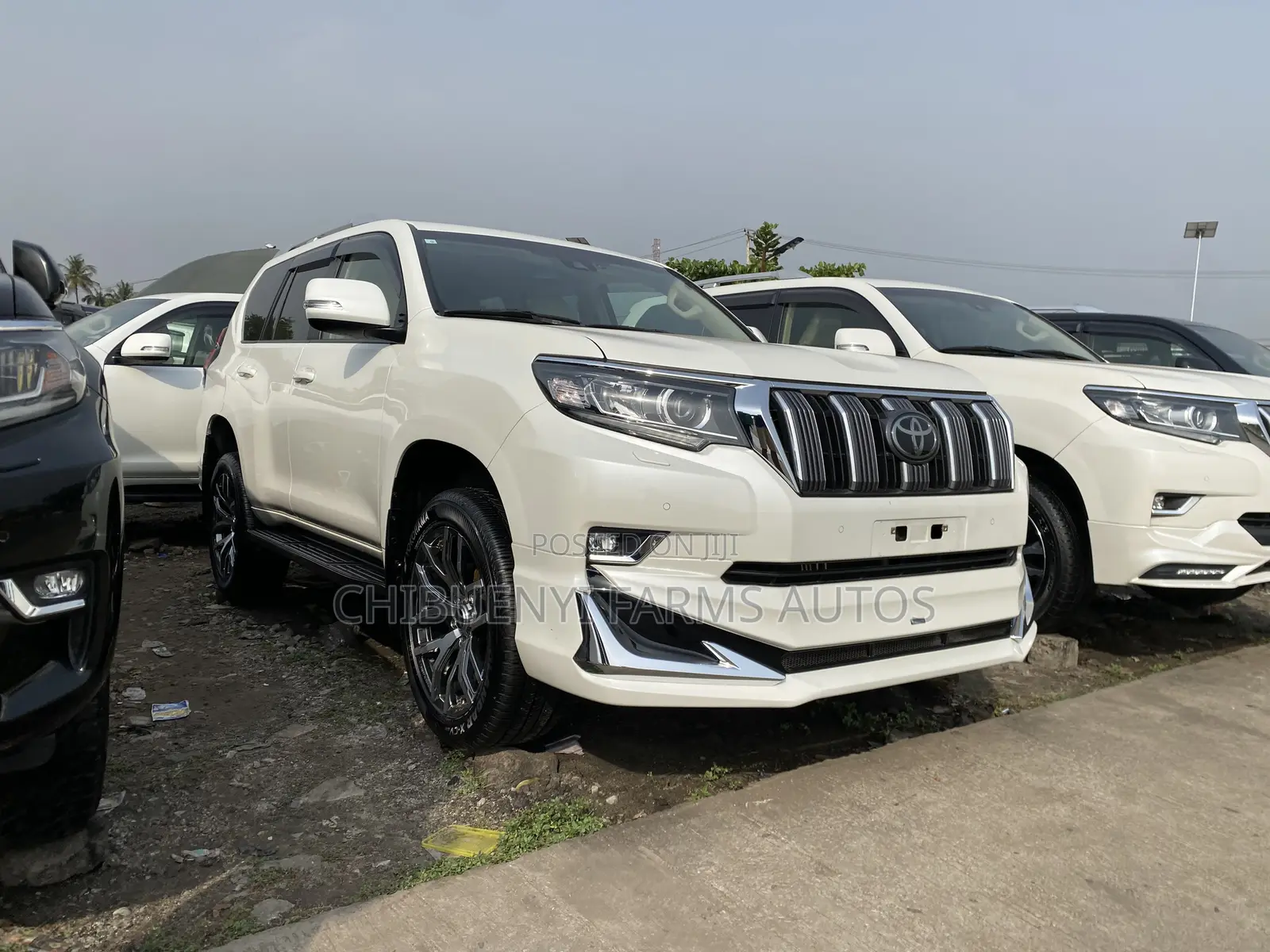 Toyota Land Cruiser Prado 4.0 Petrol TX-L 2022 White