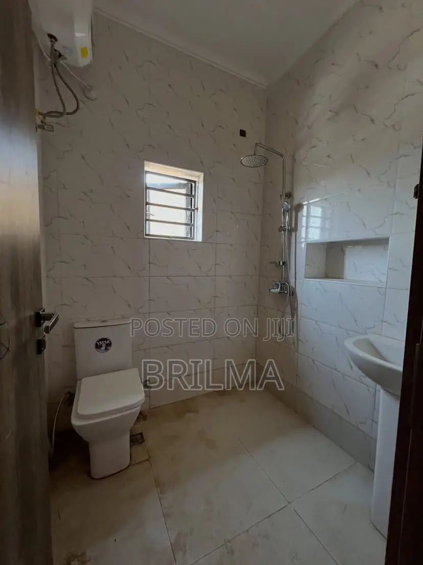 4bdrm Duplex in Gudu for sale