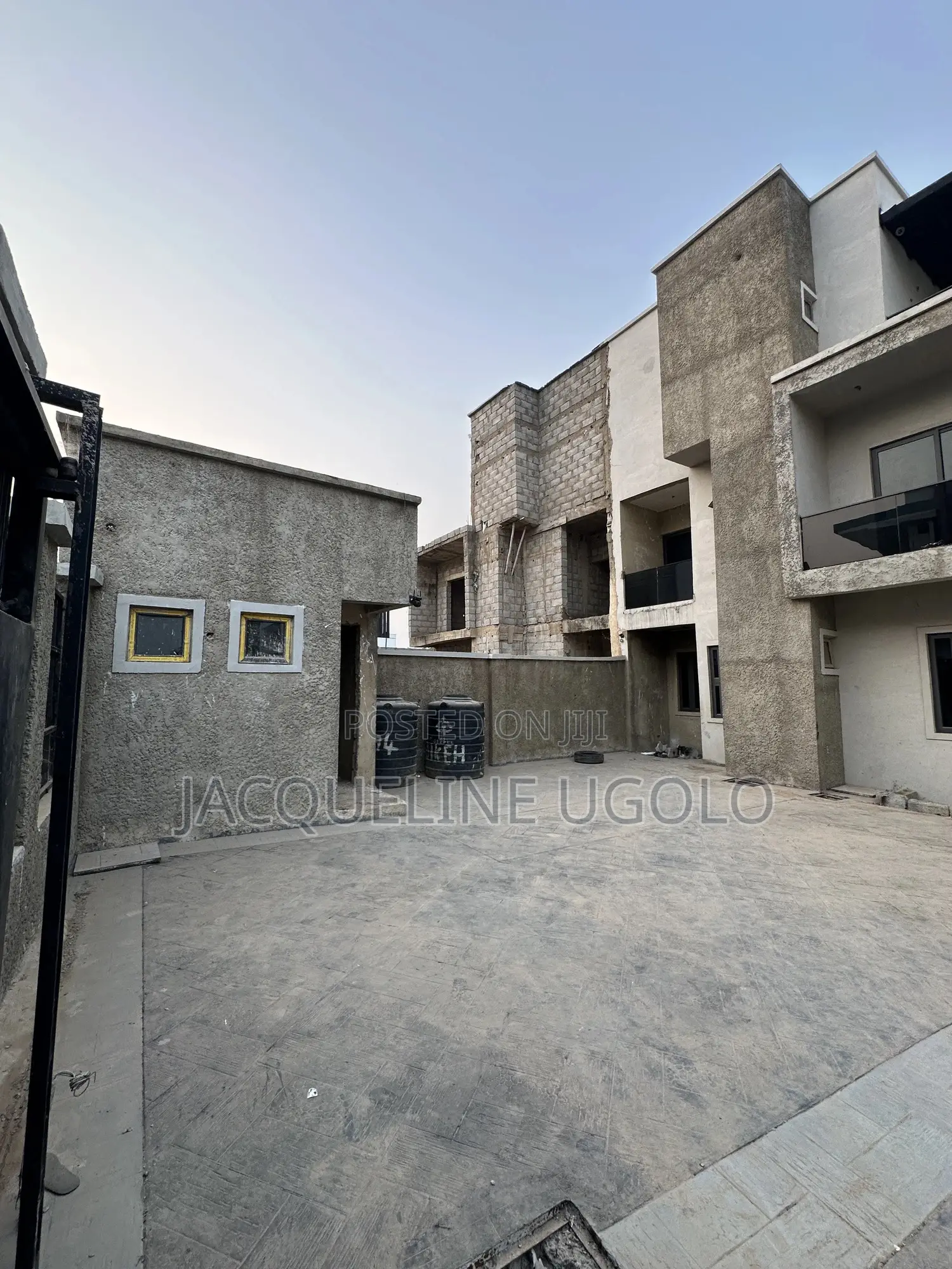4bdrm Duplex in Ochacho Estate, Life Camp for sale
