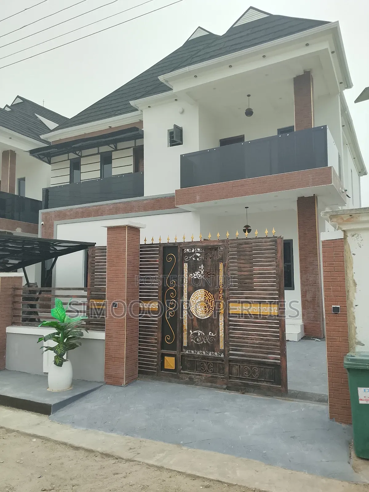 4bdrm Duplex in Rose Garden, Bogije for sale