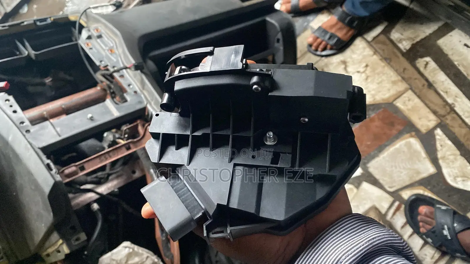 Ford Edge Ranger Focus Escape Door Catcher 20