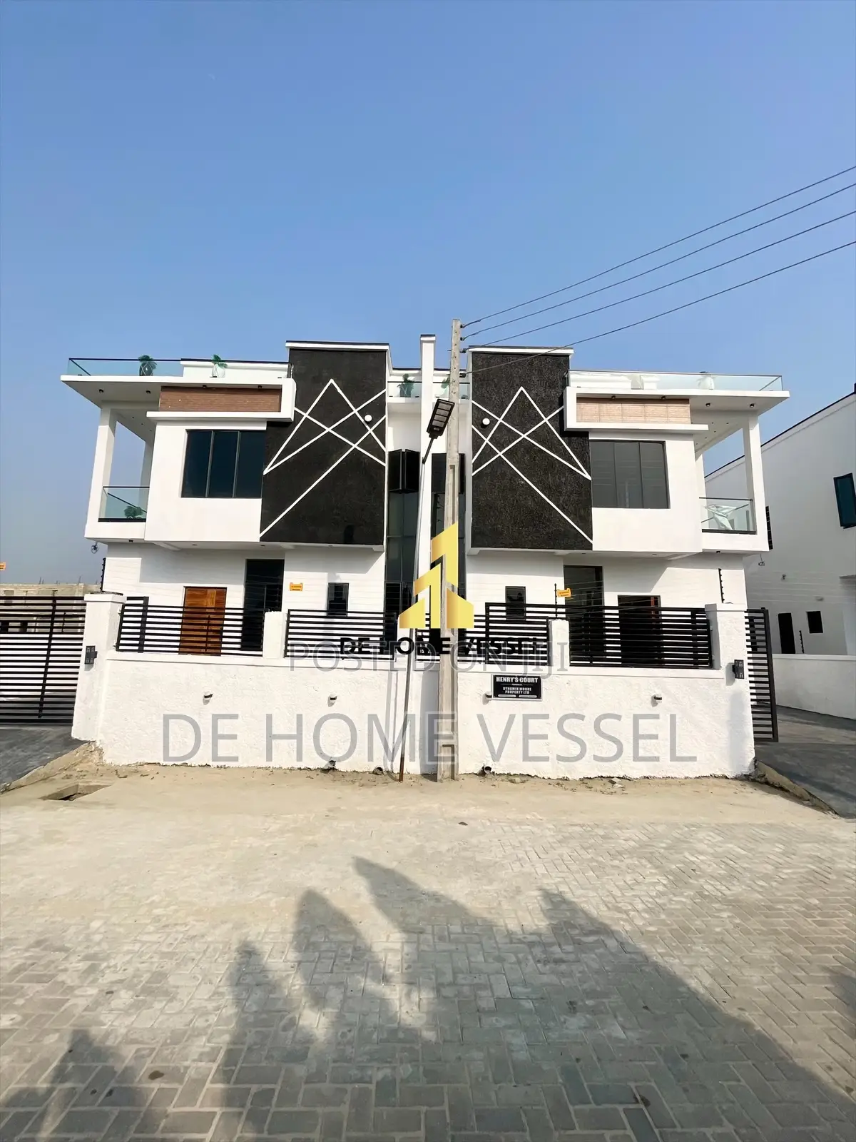 4bdrm Duplex in Lekki for sale