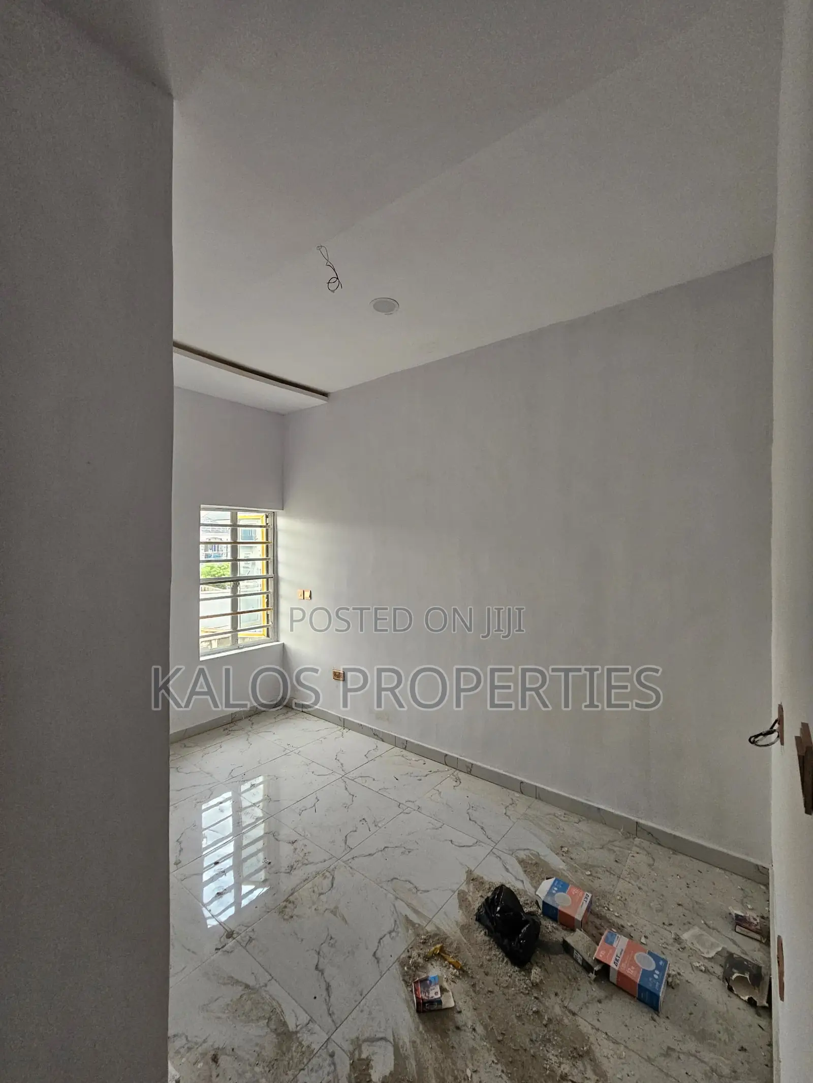 4bdrm Townhouse / Terrace in Ajah Lekki Lagos, Thomas Estate for rent