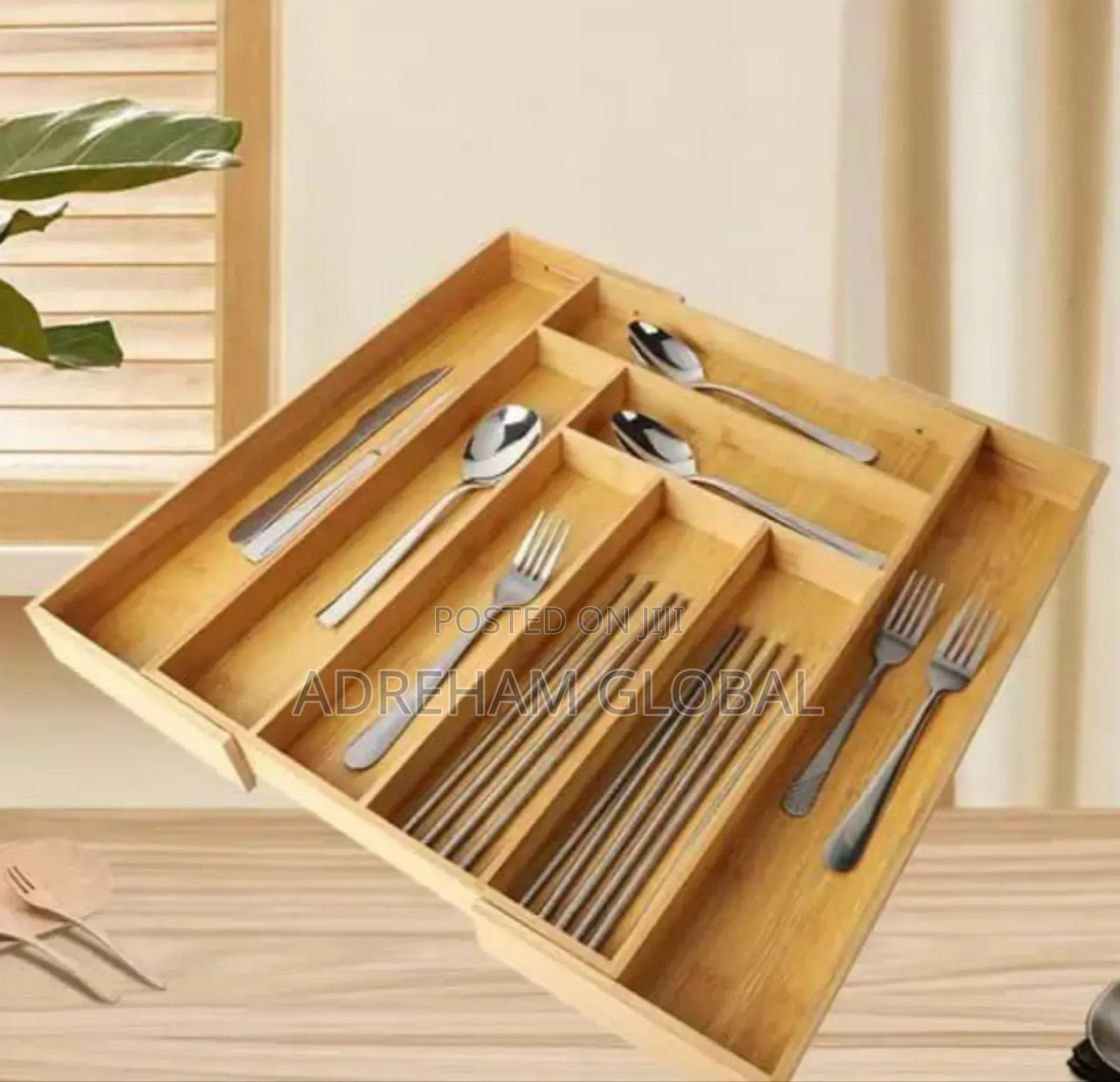 Wooden Expandable Cutlery Divider Storage Tray 