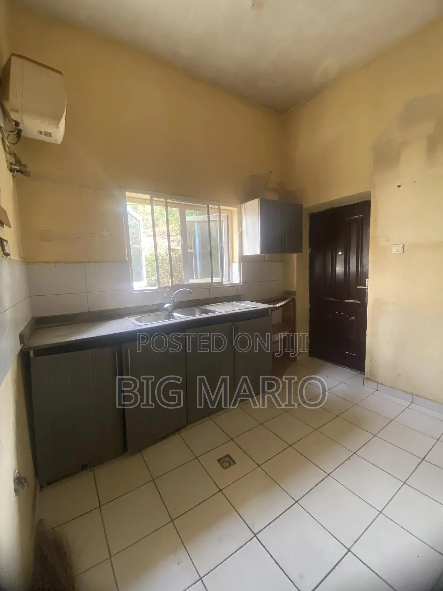 3bdrm Block of Flats in Guzape for rent