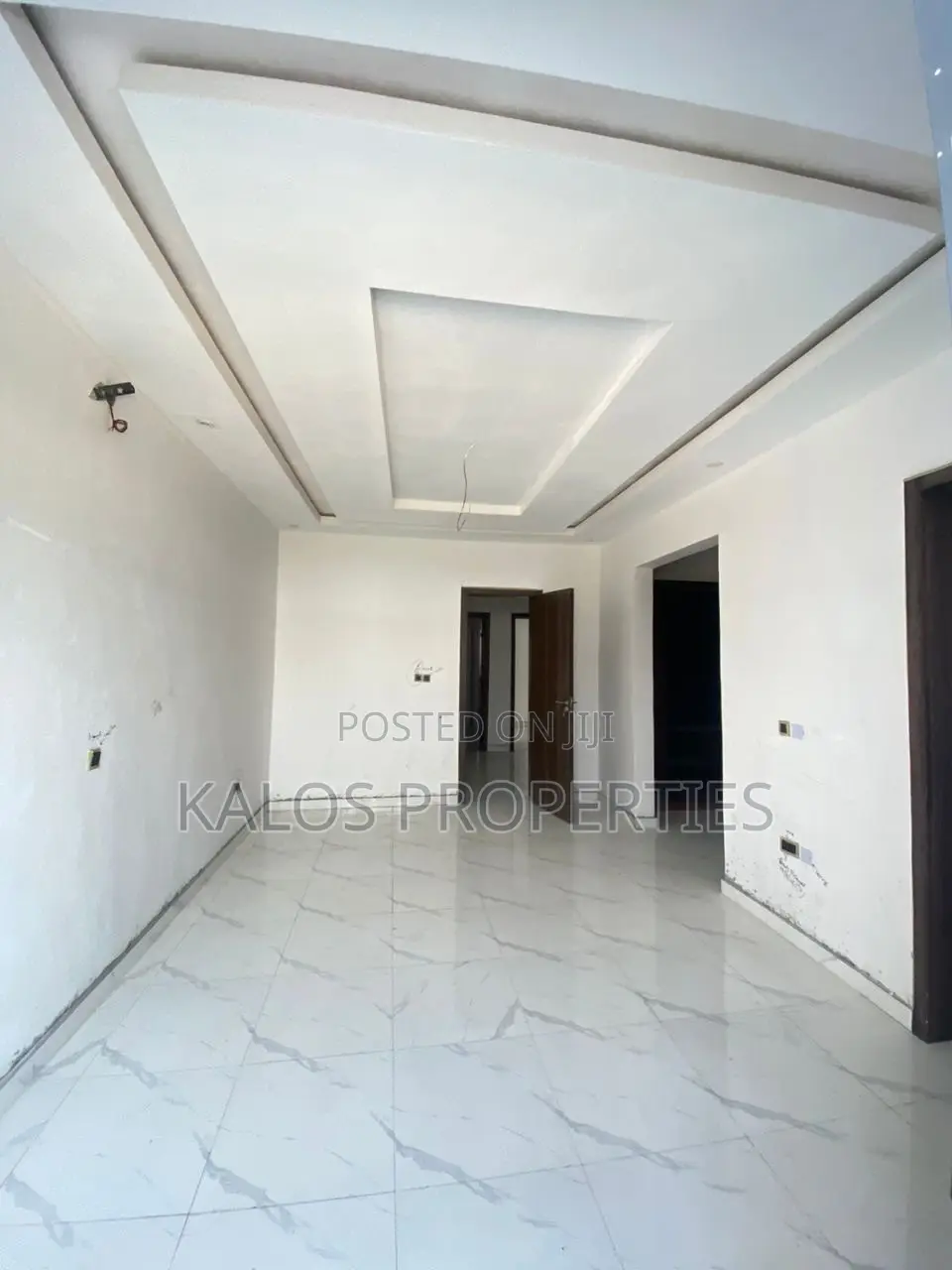 4bdrm Townhouse/Terrace in Lekki Scheme 2, Abraham Adesanya Estate