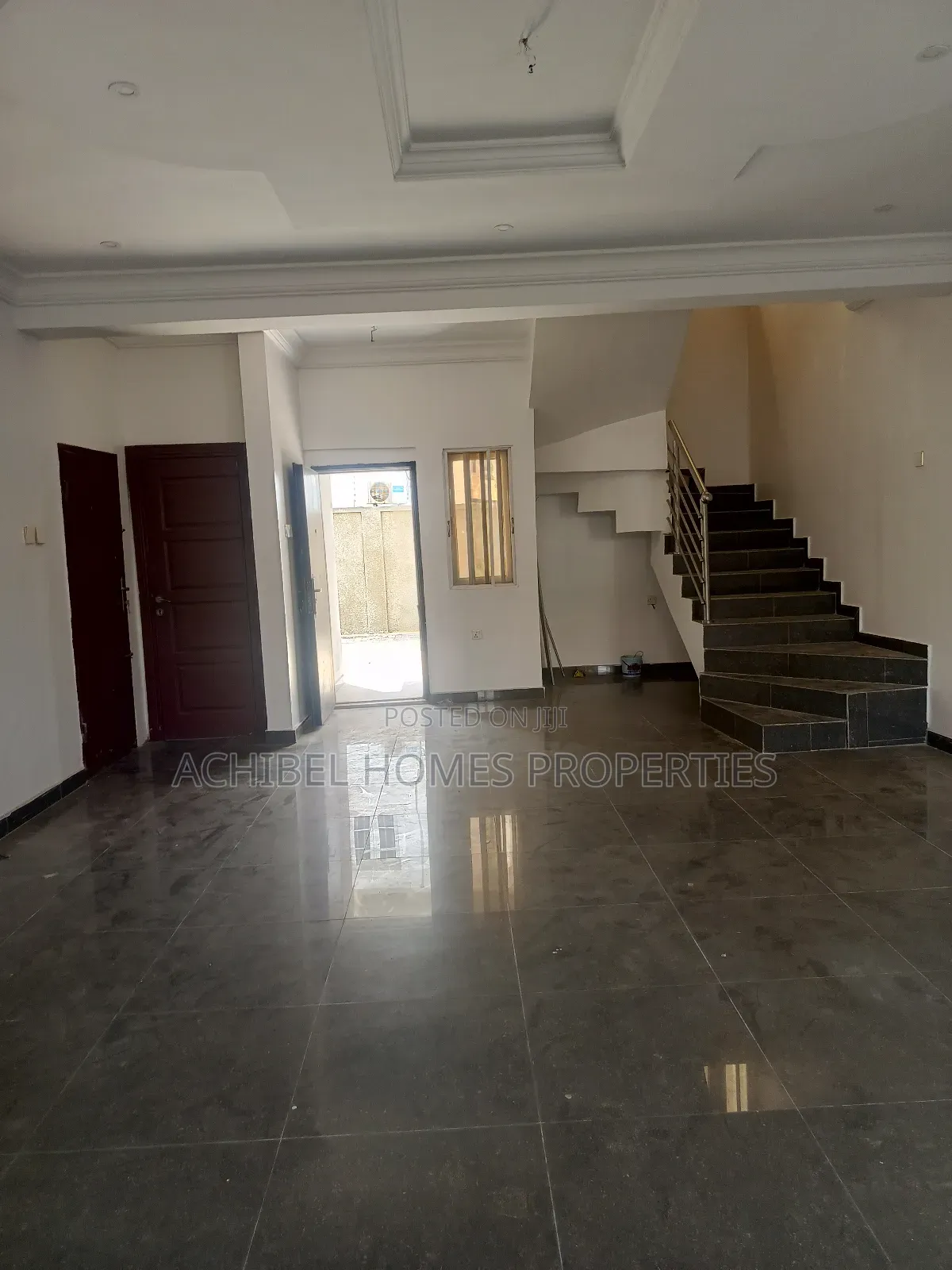 4bdrm Duplex in Near Agungi Estate, Lekki Phase 2 for rent
