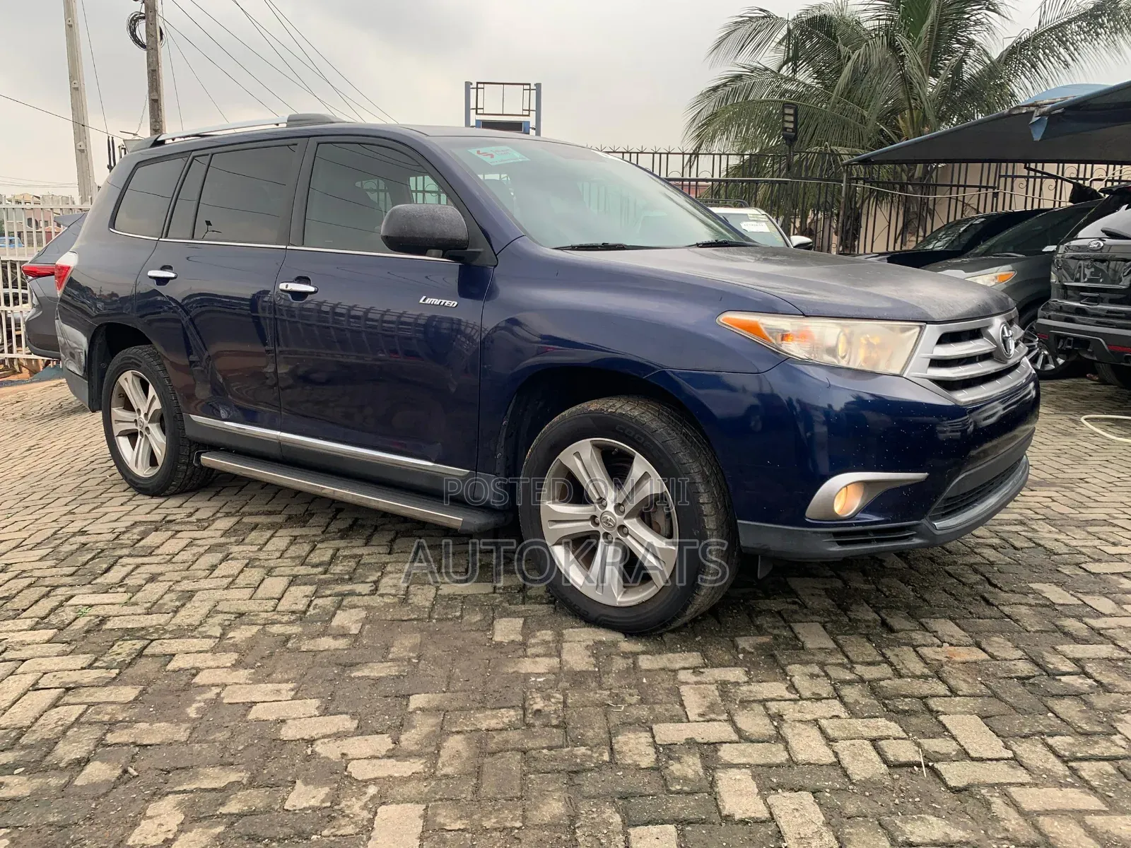 Toyota Highlander Limited 3.5L 2WD 2013 Blue