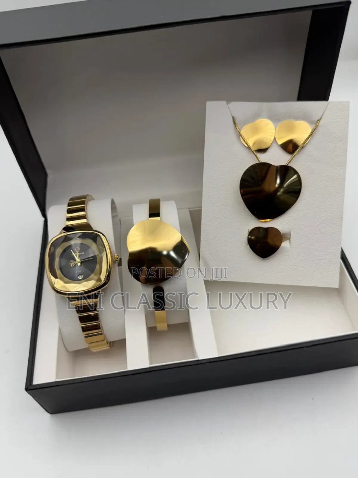 Best Quality Luxury Women's Wristwatches Lookworld Well Banded Package