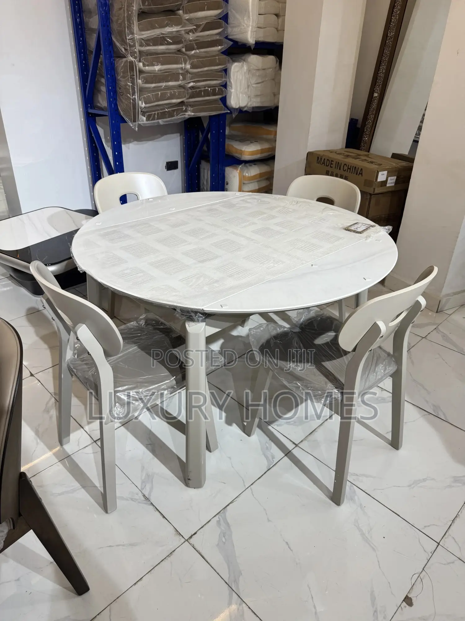 Round Dining Table