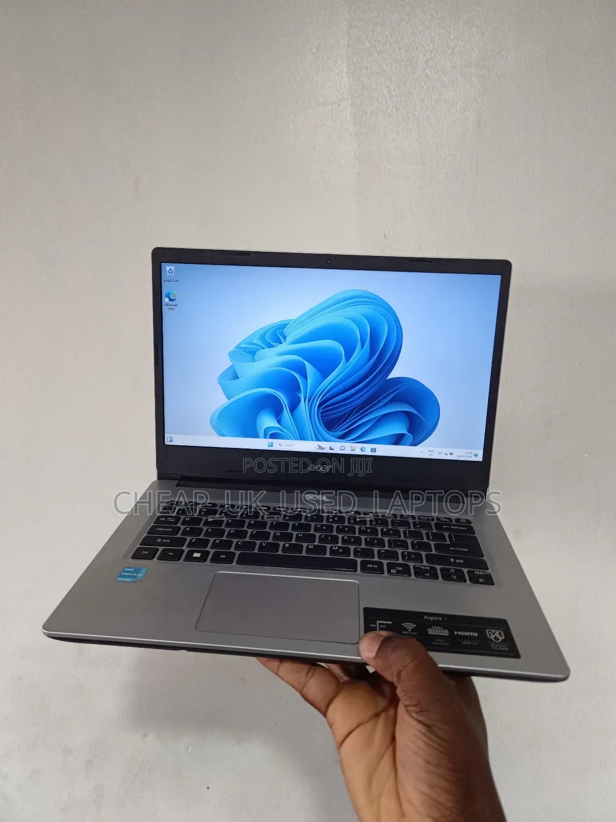 Laptop Acer Aspire A114 31 8GB Intel Pentium SSD 128GB
