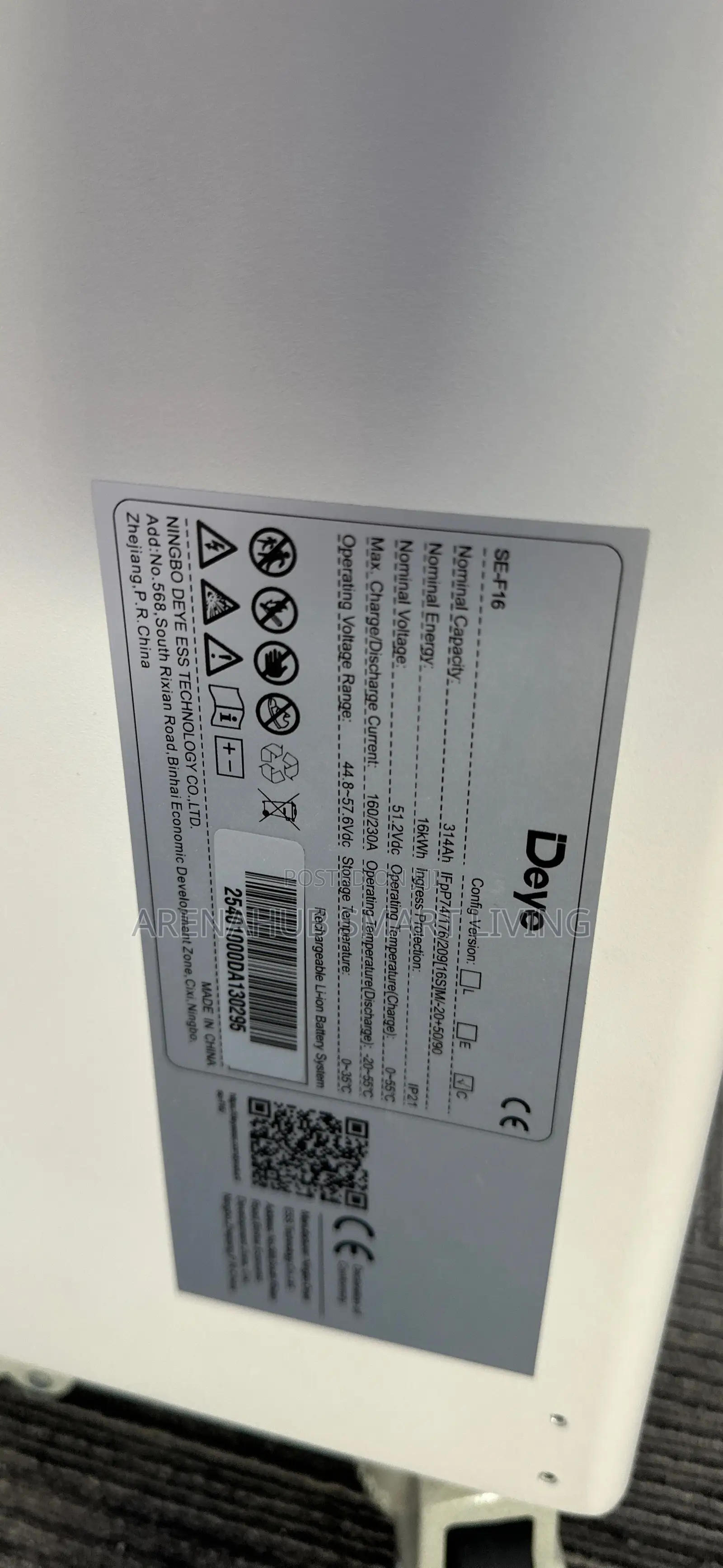 Standing 16kwh Lithium Battery Deye