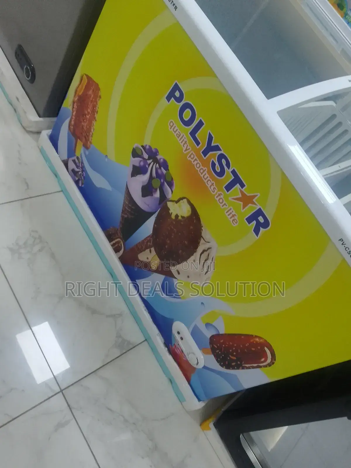 Premium 300l Showcase Chest Freezer With Crystal-Clear Visibility