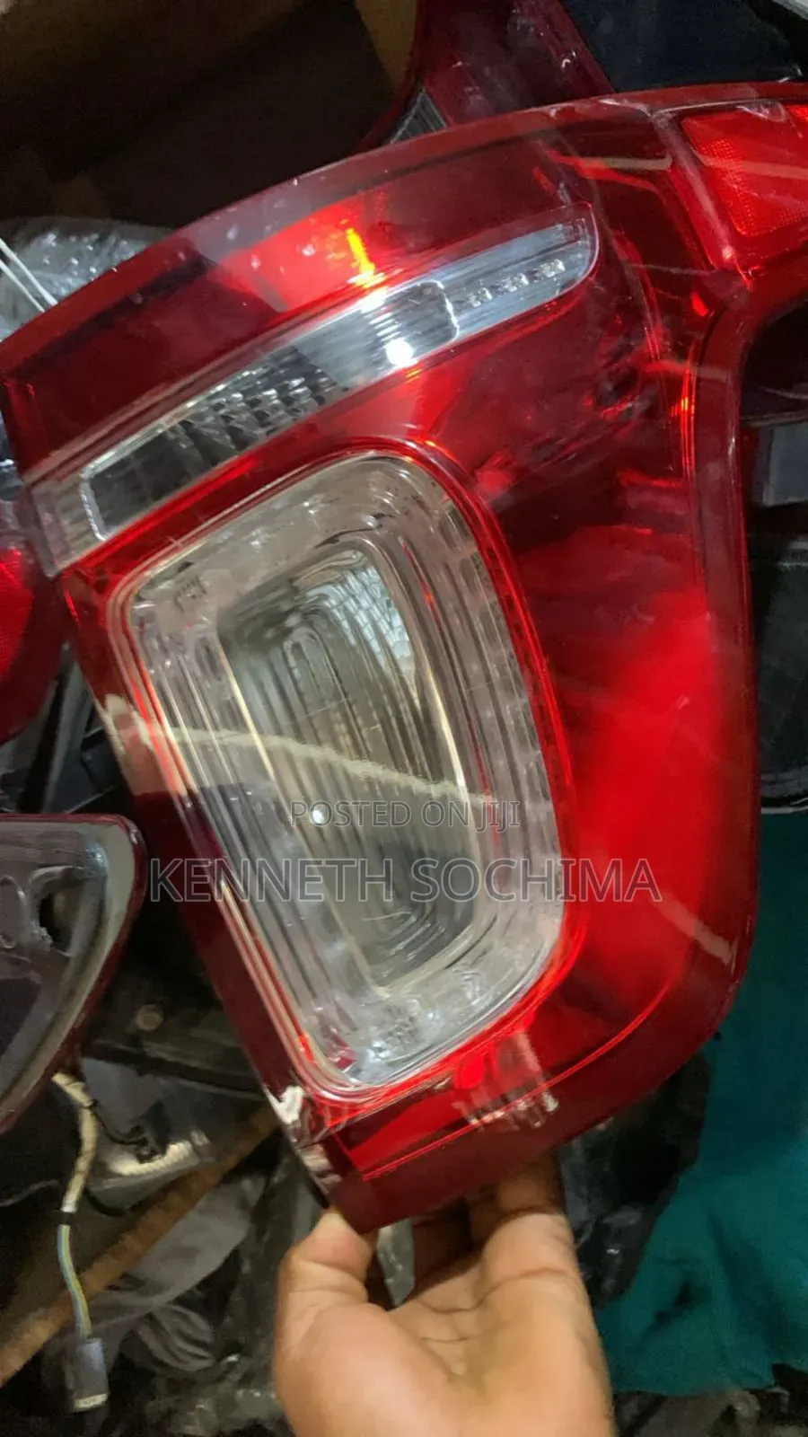 Back Light Ford Explorer 2013