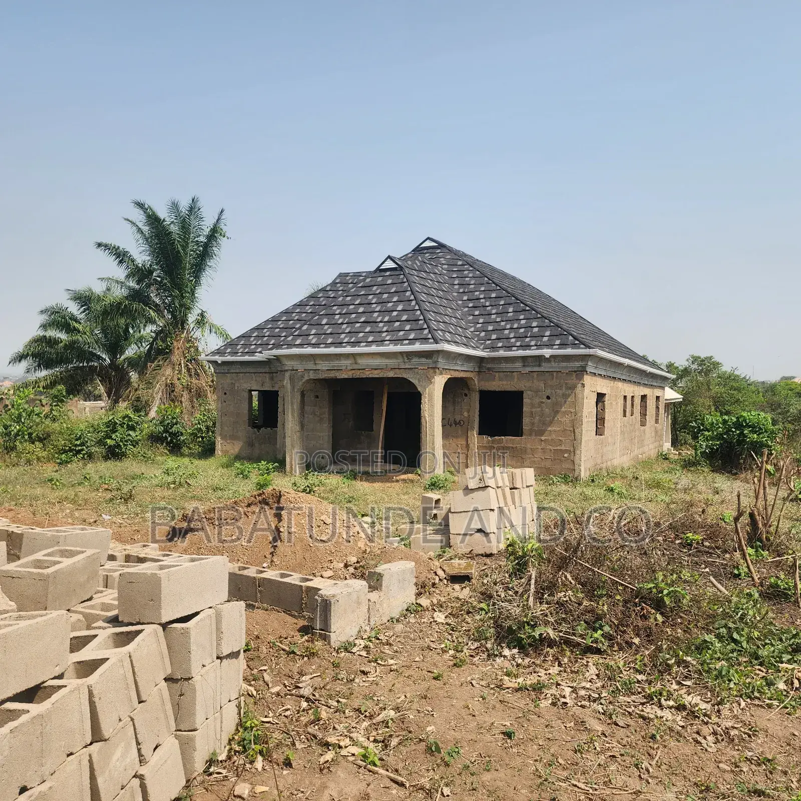 4bdrm Bungalow in Ibadan for sale