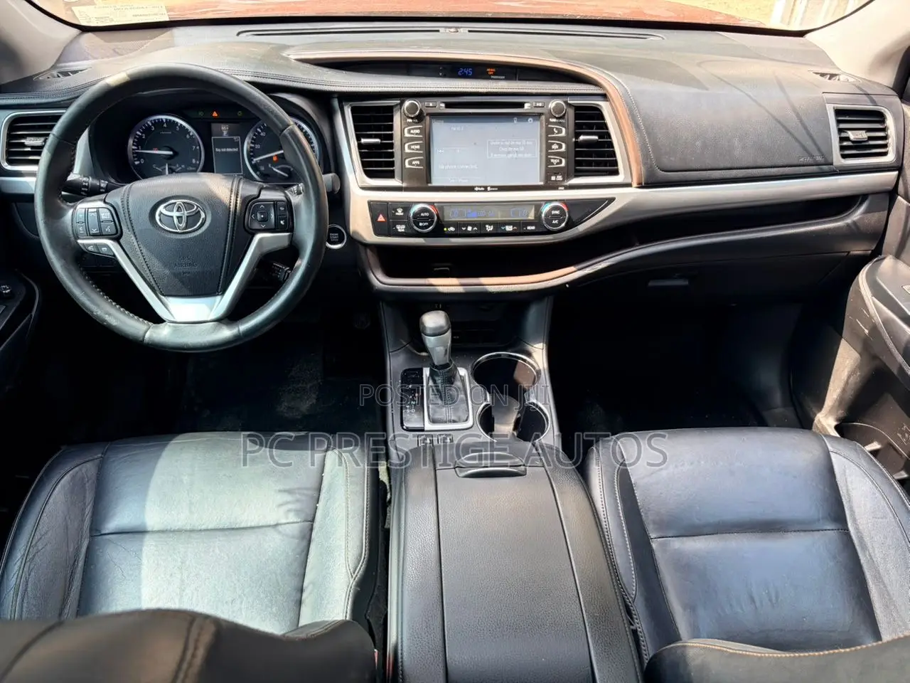 Toyota Highlander XLE 4dr SUV AWD (3.5L 6cyl 6A) 2014 Red