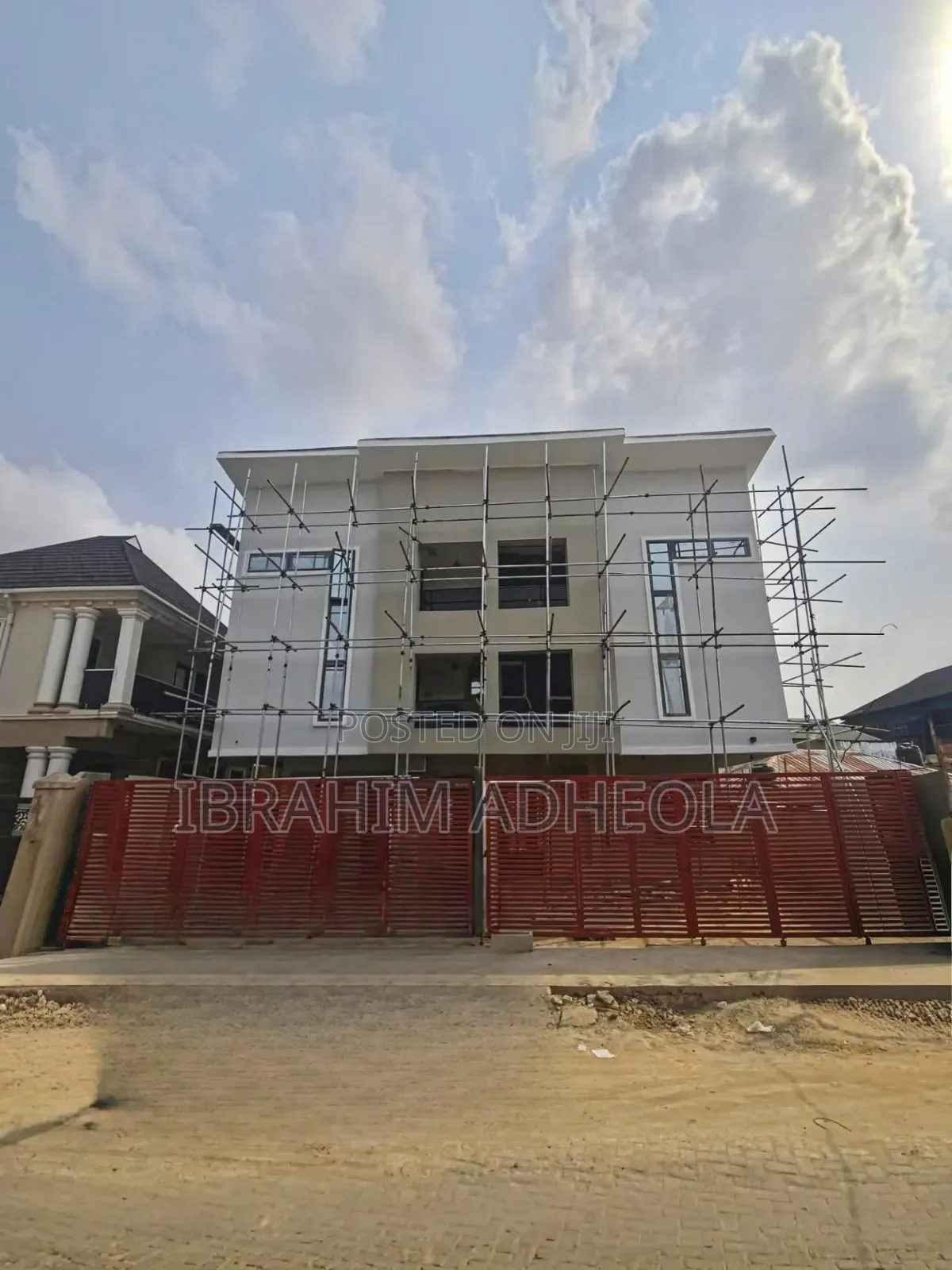 4bdrm Duplex in Anthony for sale