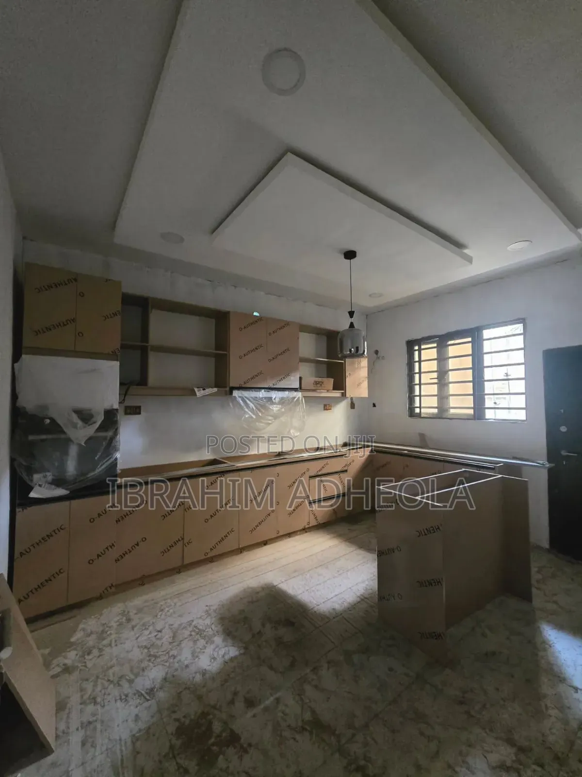 4bdrm Duplex in Anthony for sale