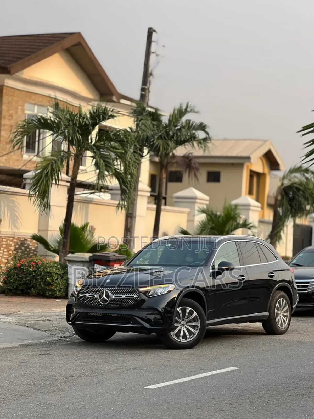 Mercedes-Benz GLC-Class GLC 300 4MATIC AWD 2025 Black