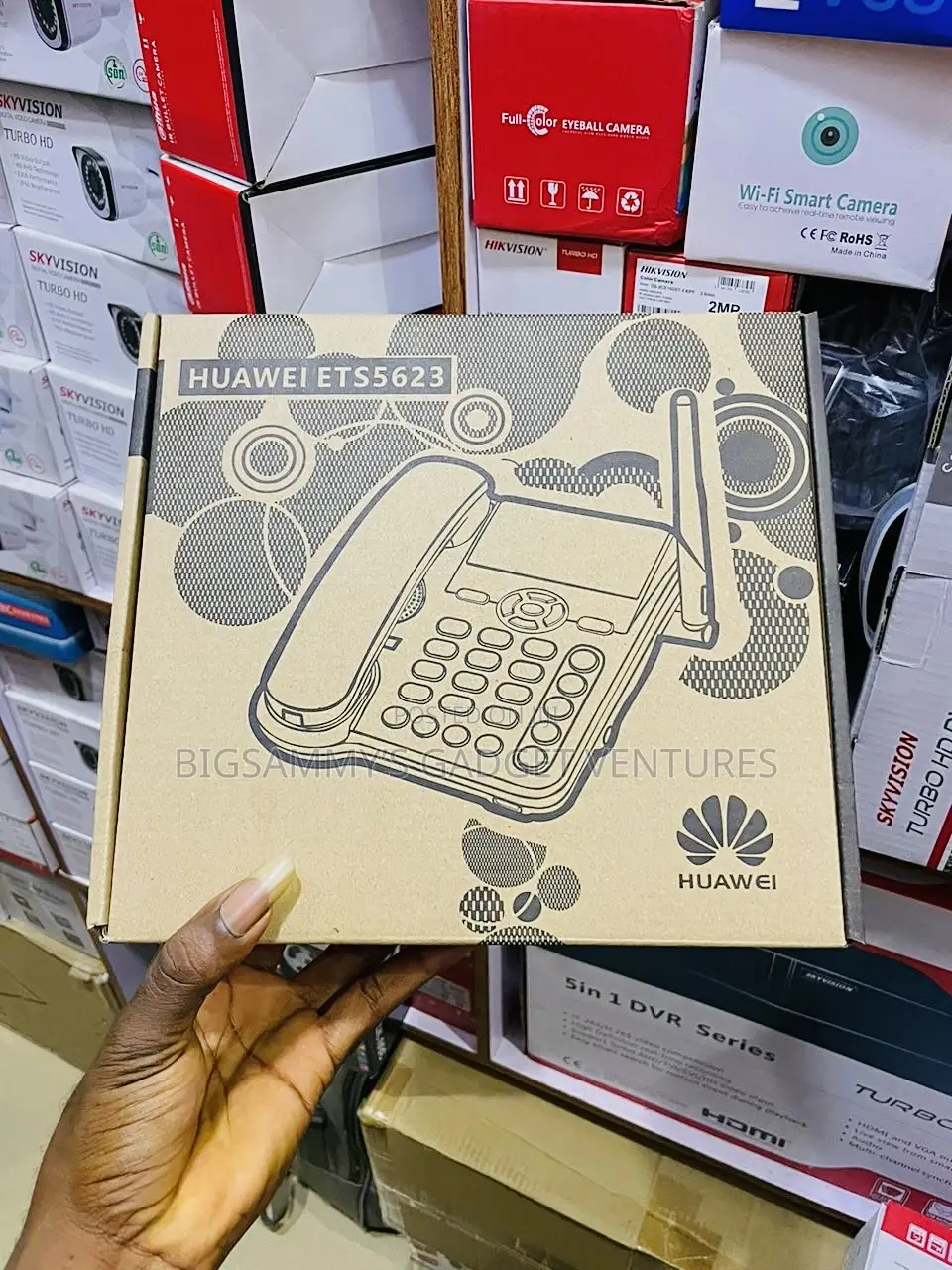 Sim Enabled Huawei Ets5623 GSM Phone