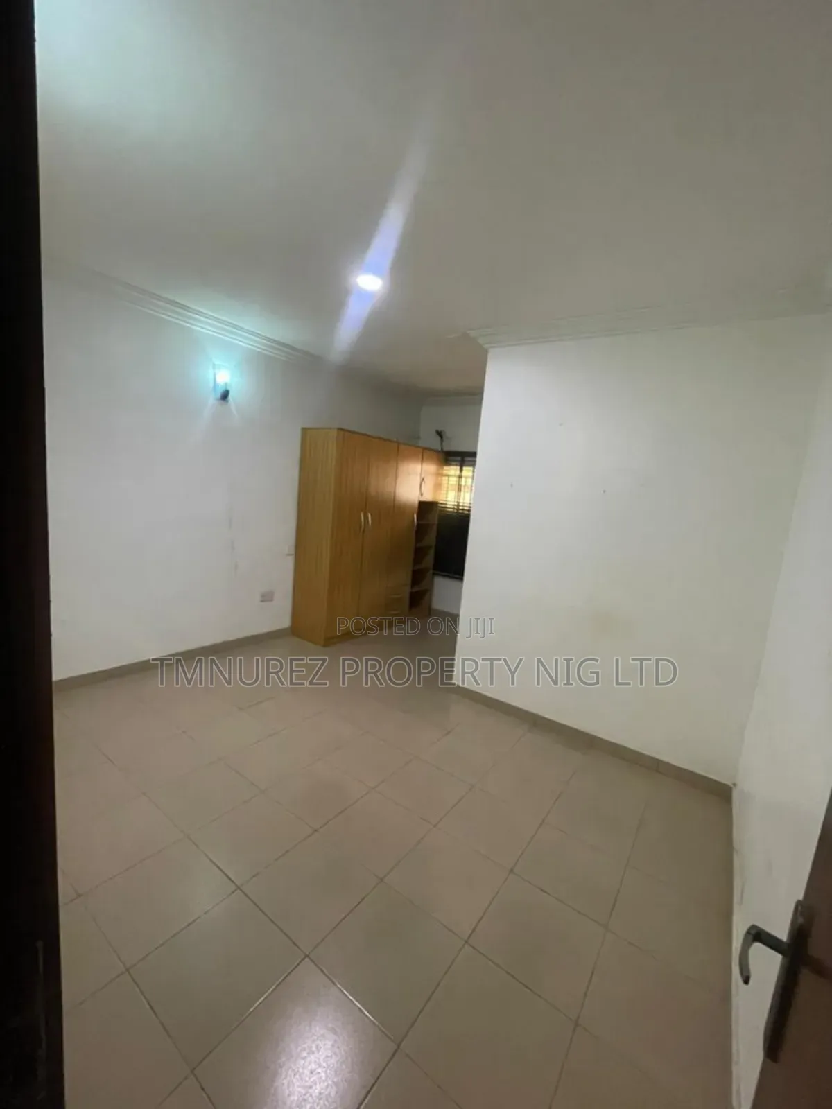 4bdrm Duplex in Paradise 3, Chevron for rent