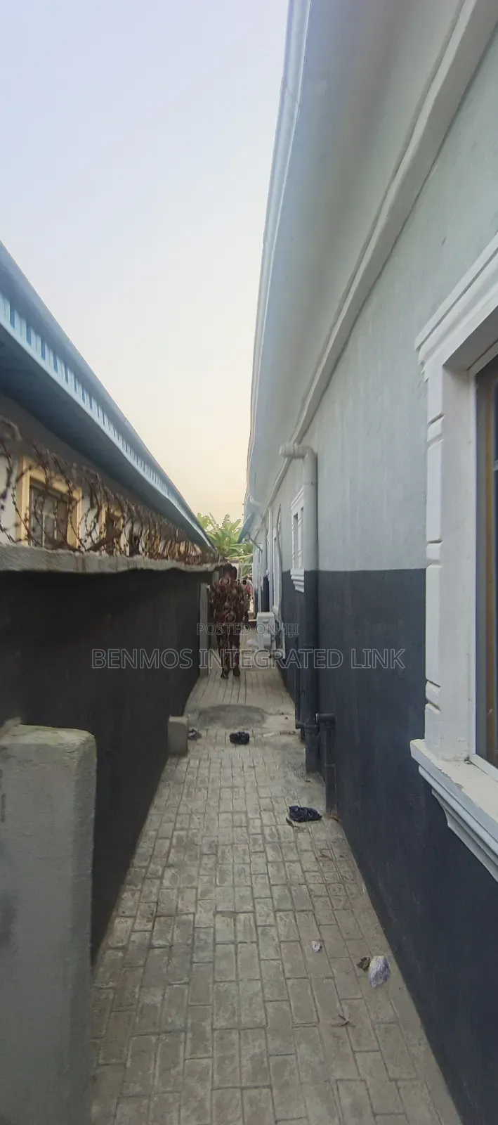 Furnished 5bdrm House in Macaulay, Ikorodu for sale