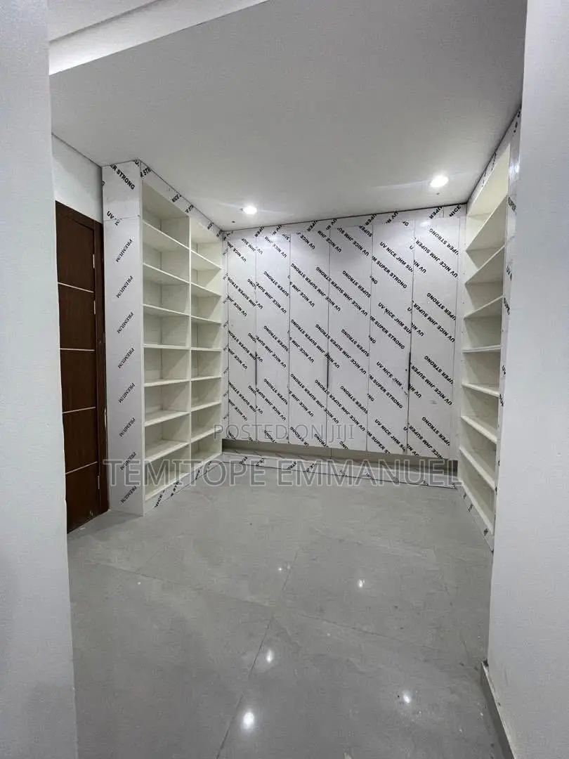 Furnished 6bdrm Duplex in Old Ikoyi for sale