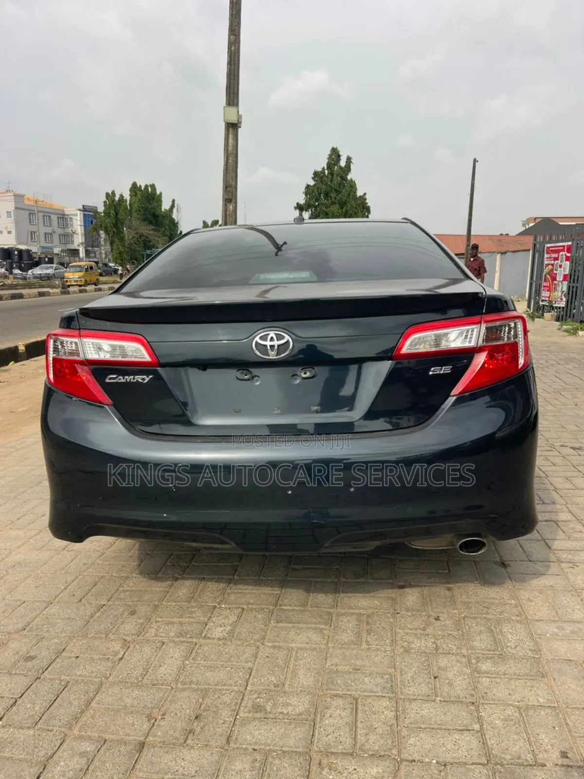 Toyota Camry SE 4dr Sedan (2.5L 4cyl 6A) 2013 Black