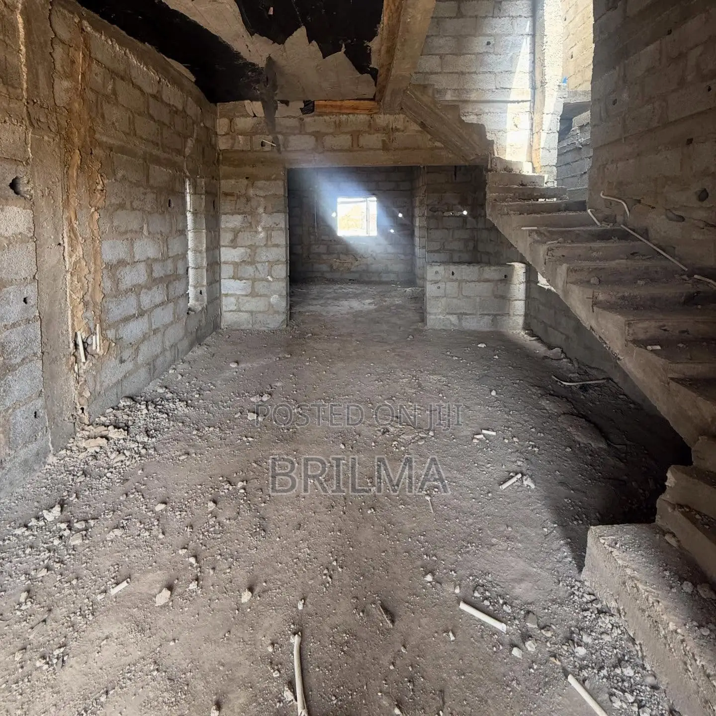 2bdrm Duplex in Ushafa for sale