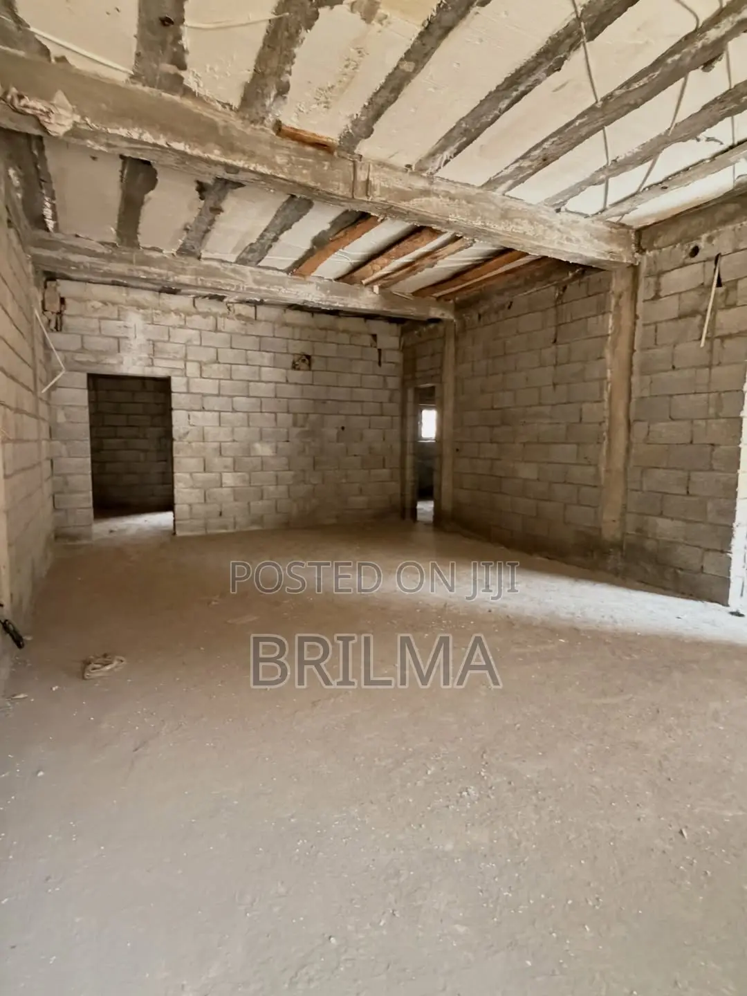 4bdrm Duplex in Apo District for sale