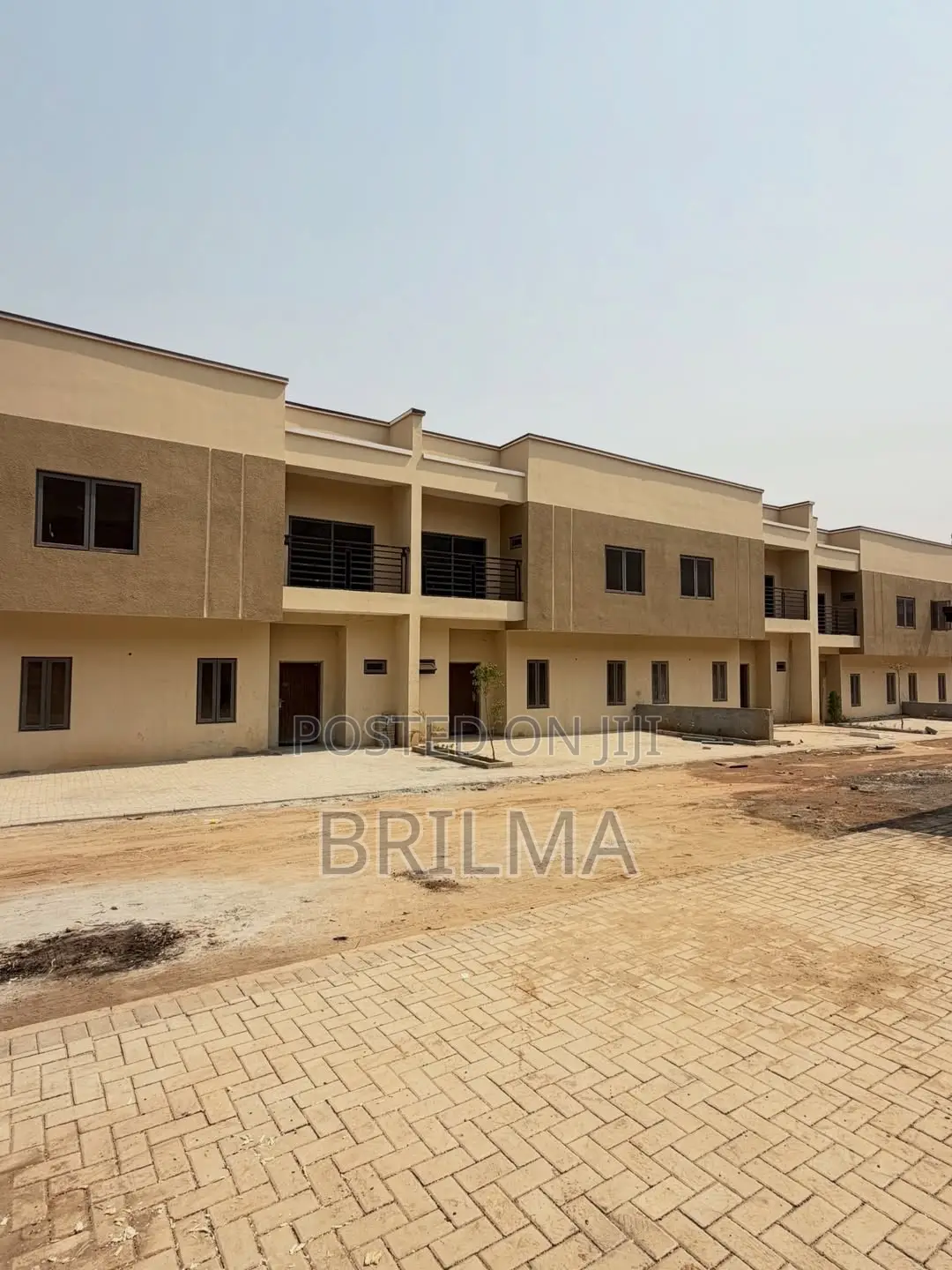 4bdrm Duplex in Apo District for sale