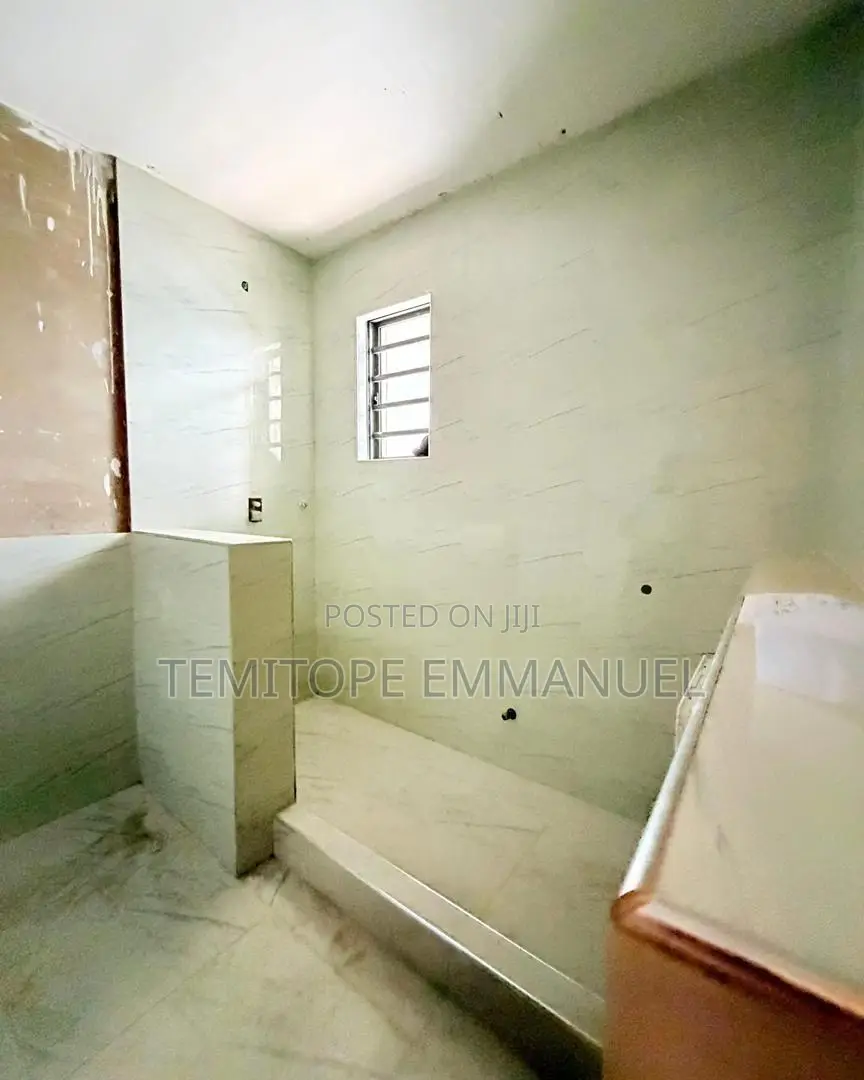 Furnished 4bdrm Duplex in Maryland for sale