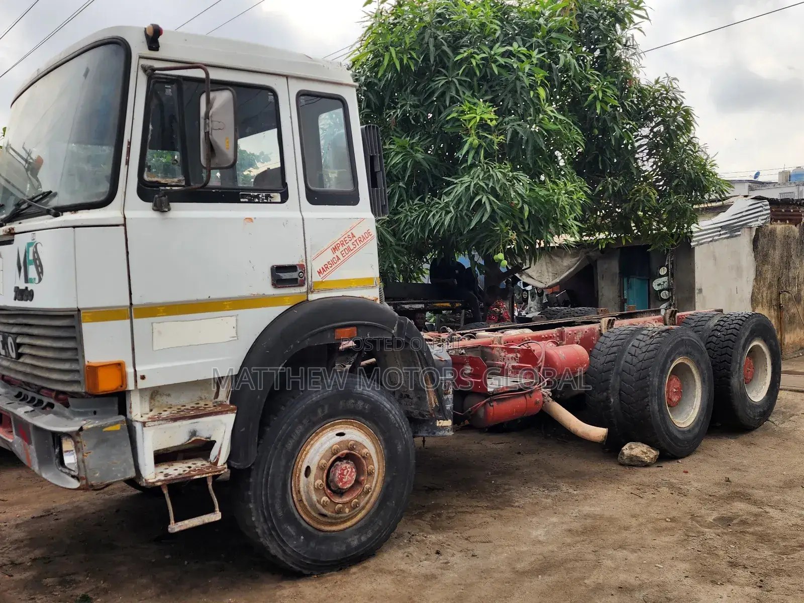 Clean Foreign Used Iveco Truck 10 Tyres