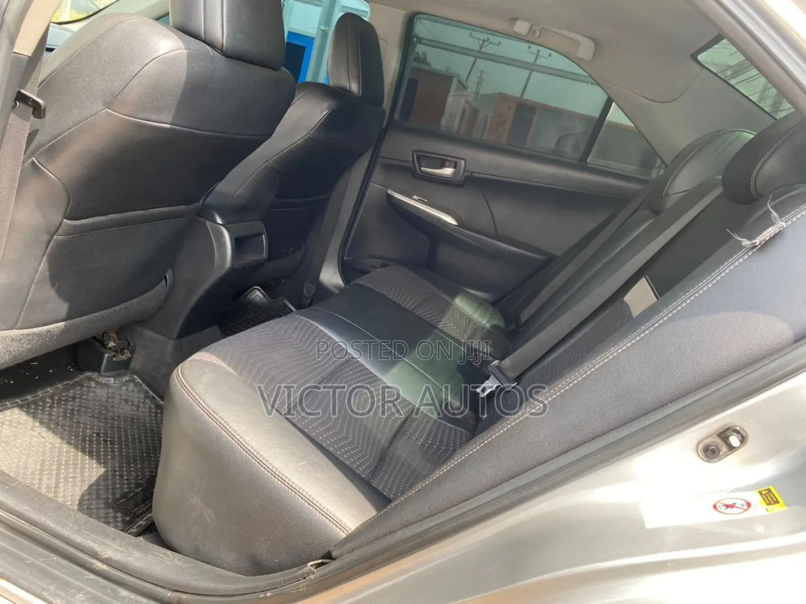 Toyota Camry 2012 Silver