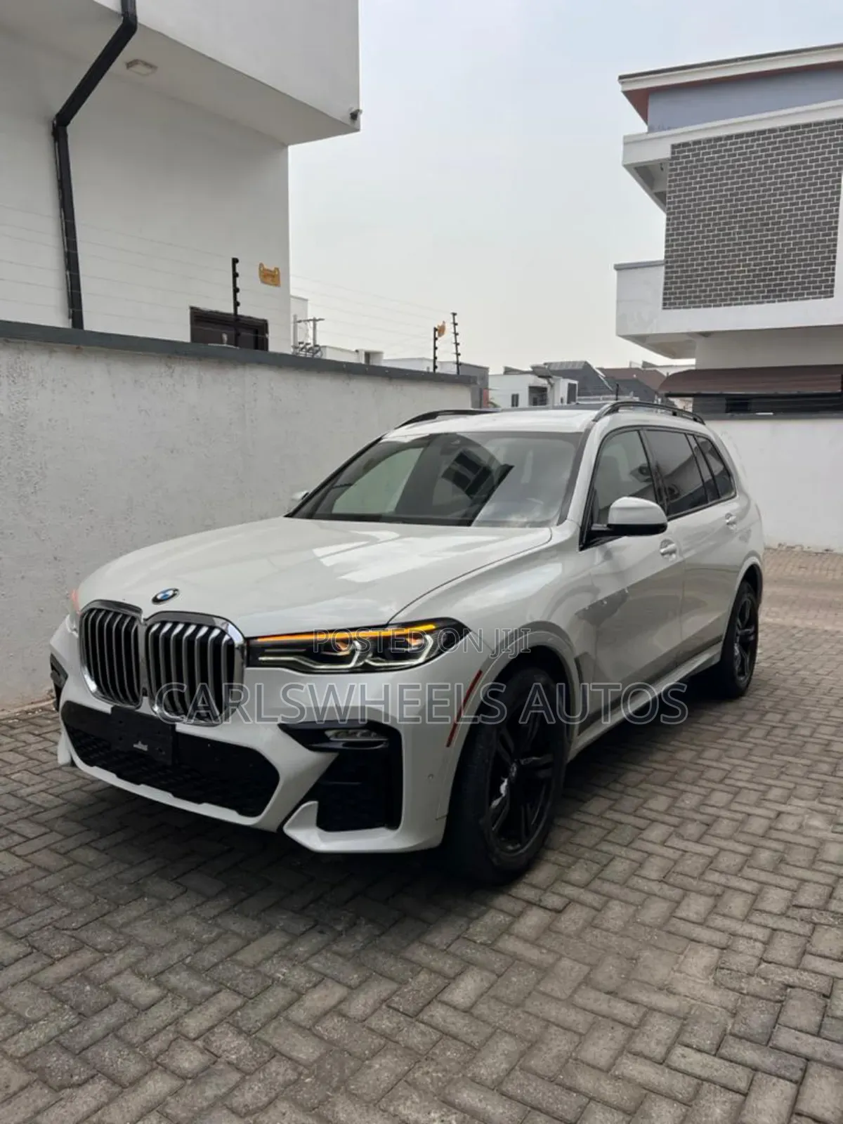 BMW X7 xDrive40i 2022 White