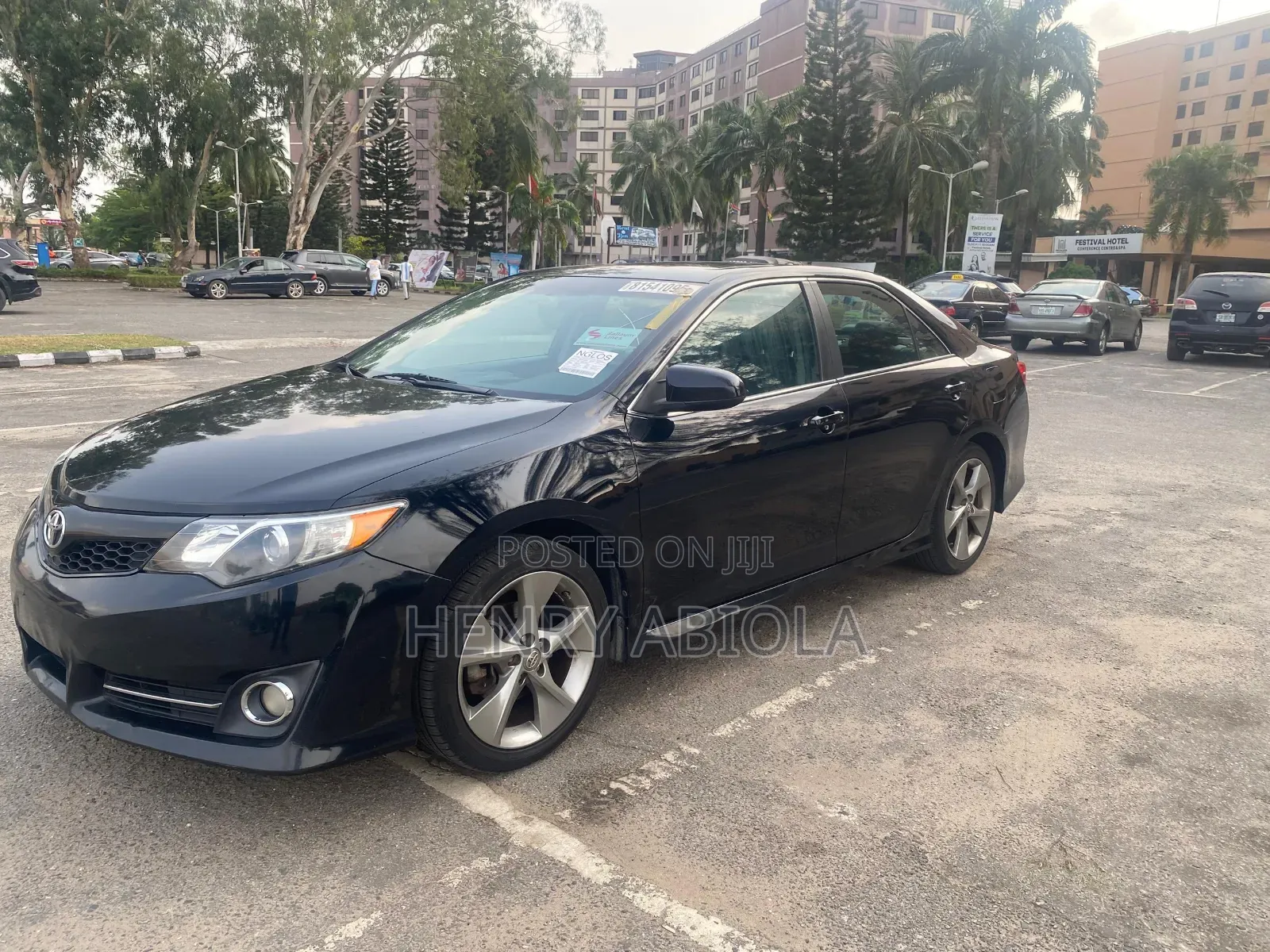Toyota Camry SE 4dr Sedan (2.5L 4cyl 6A) 2012 Black