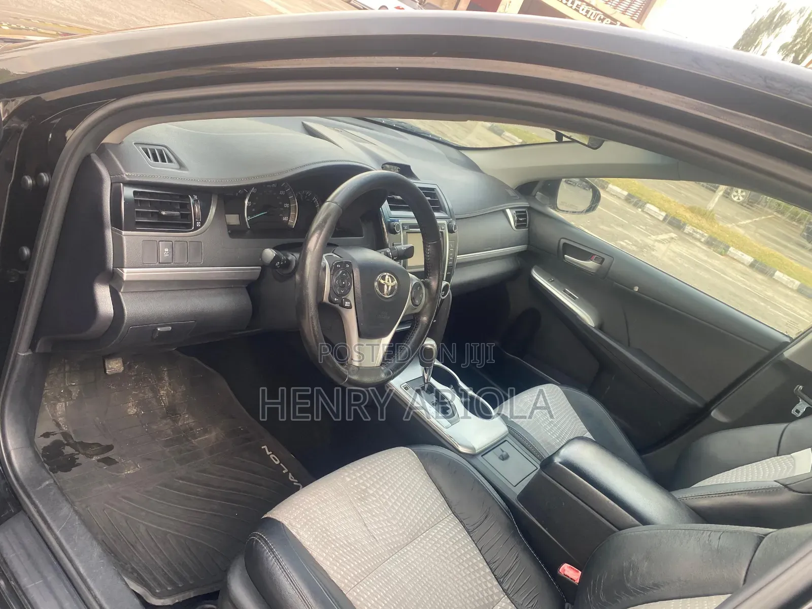 Toyota Camry SE 4dr Sedan (2.5L 4cyl 6A) 2012 Black