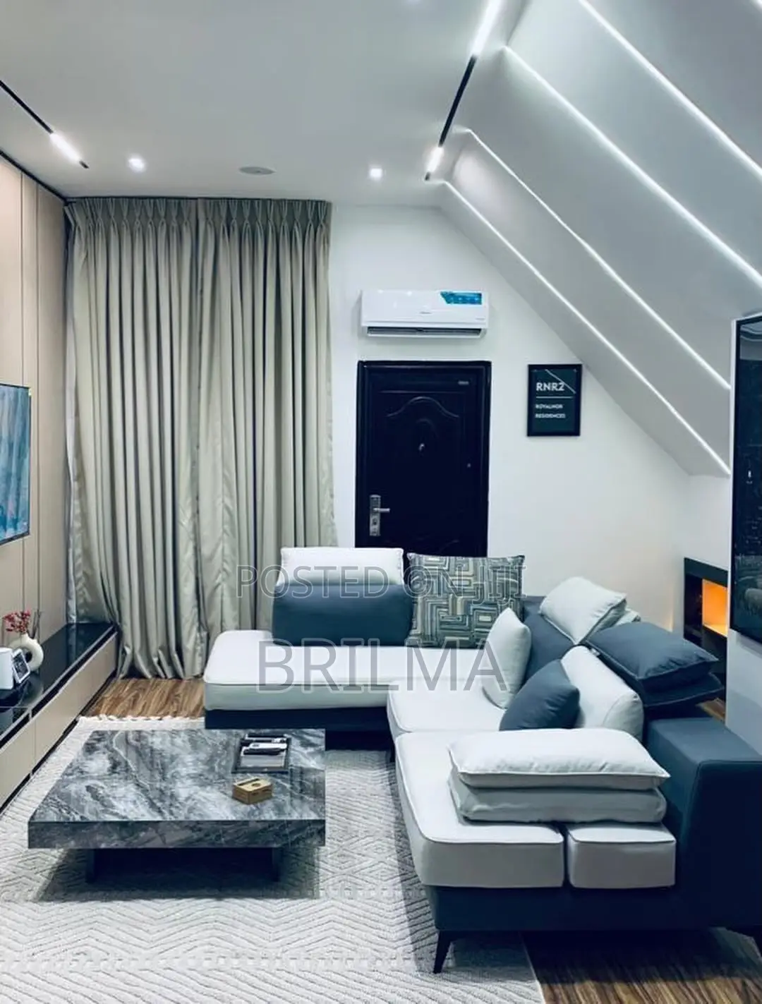 Luxurious One Bedroom Penthouse Available for Shortstay Utako - Abuja