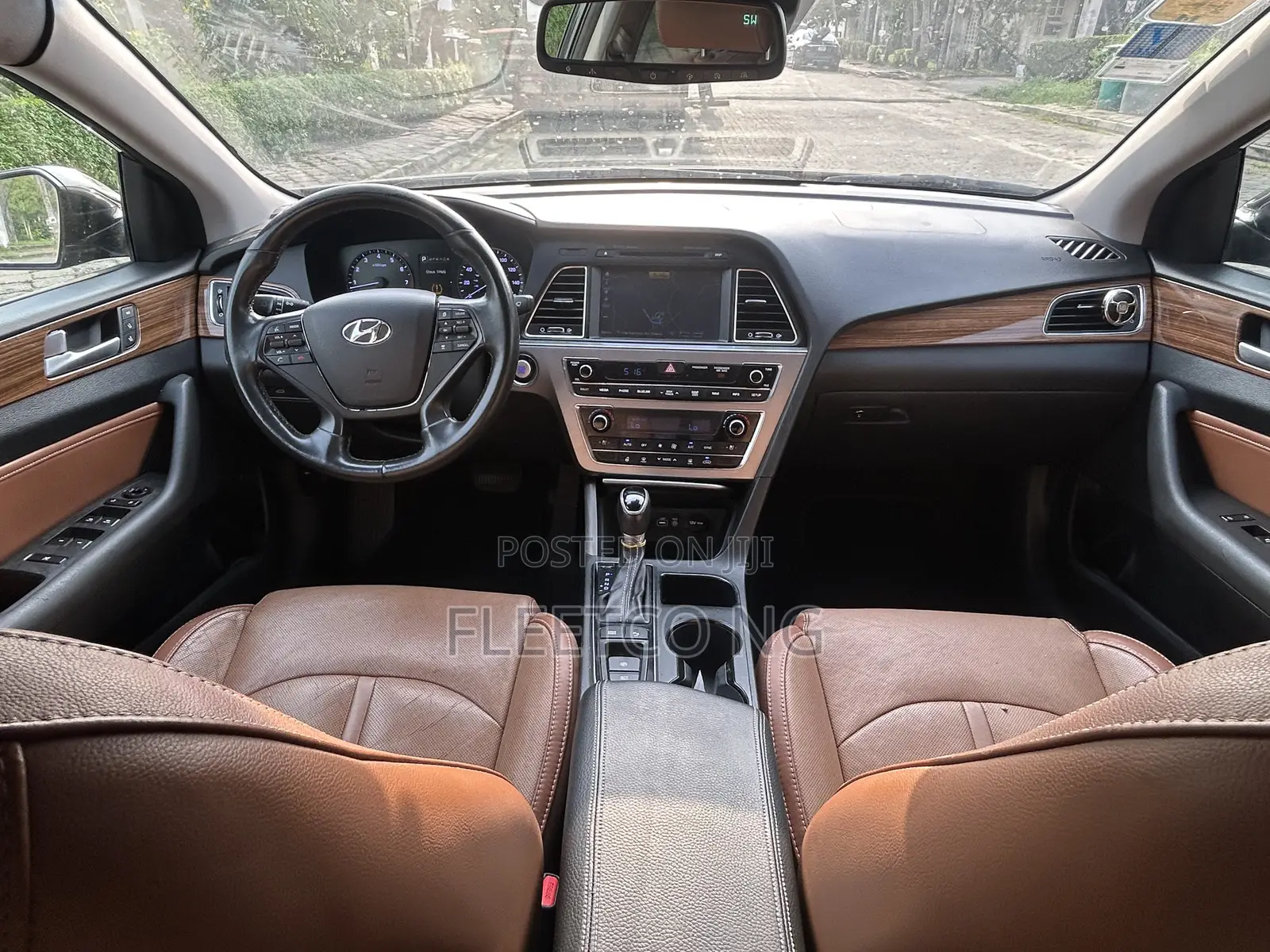 Hyundai Sonata Limited w/Brown Leather 4dr Sedan (2.4L 4cyl 6A) 2015