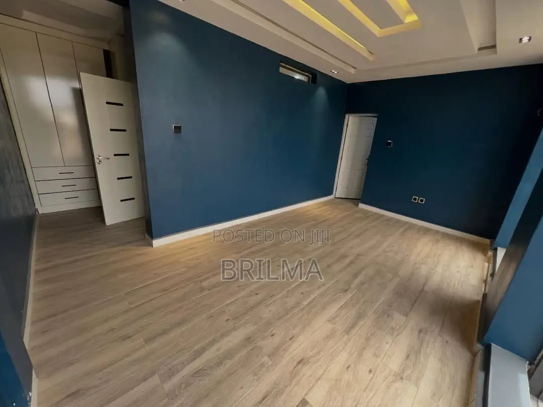 3bdrm Apartment in Wuye for sale