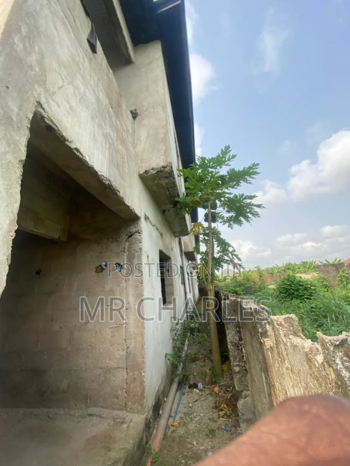 8bdrm Block of Flats in Obio-Akpor for sale