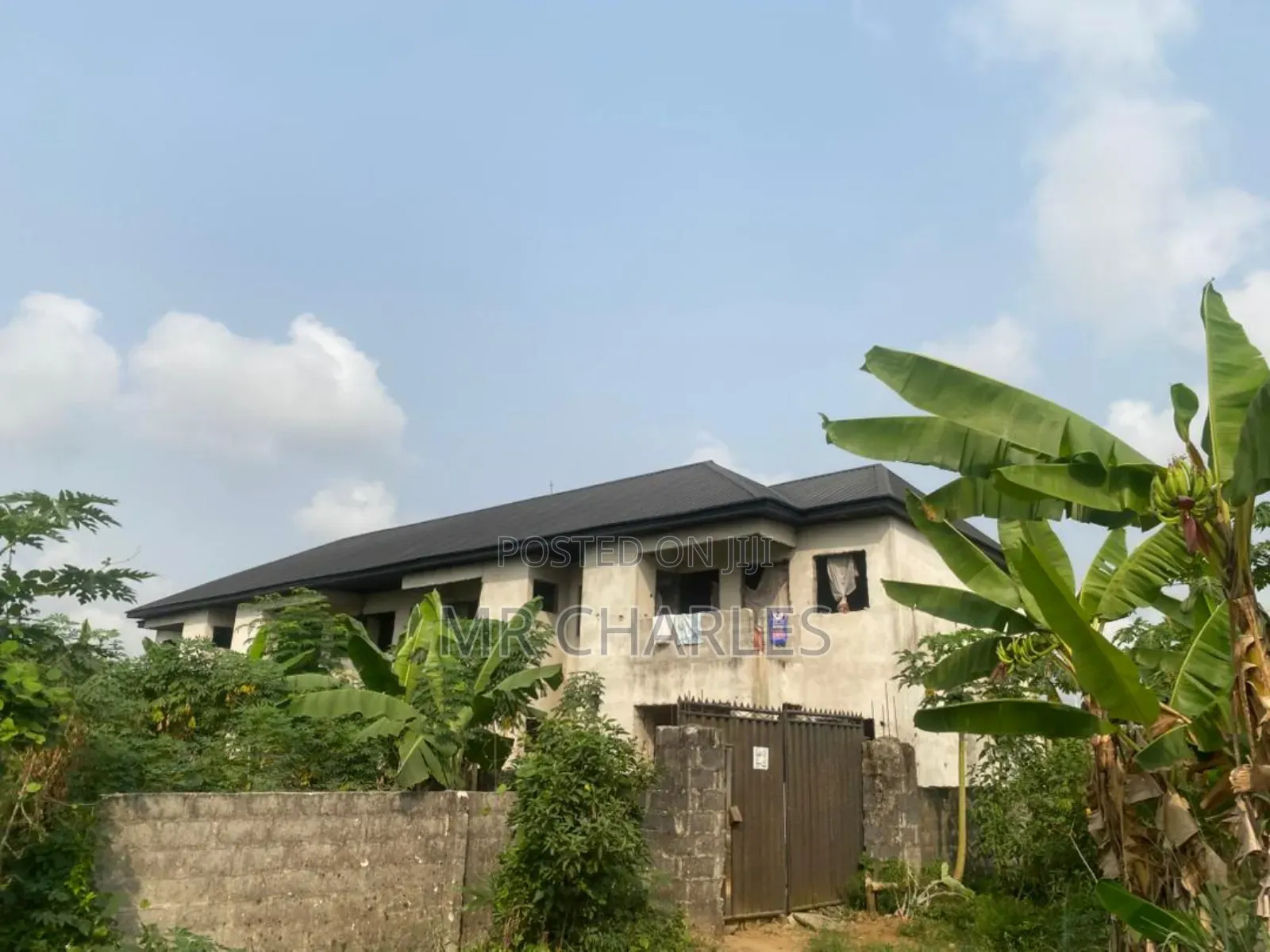 8bdrm Block of Flats in Obio-Akpor for sale