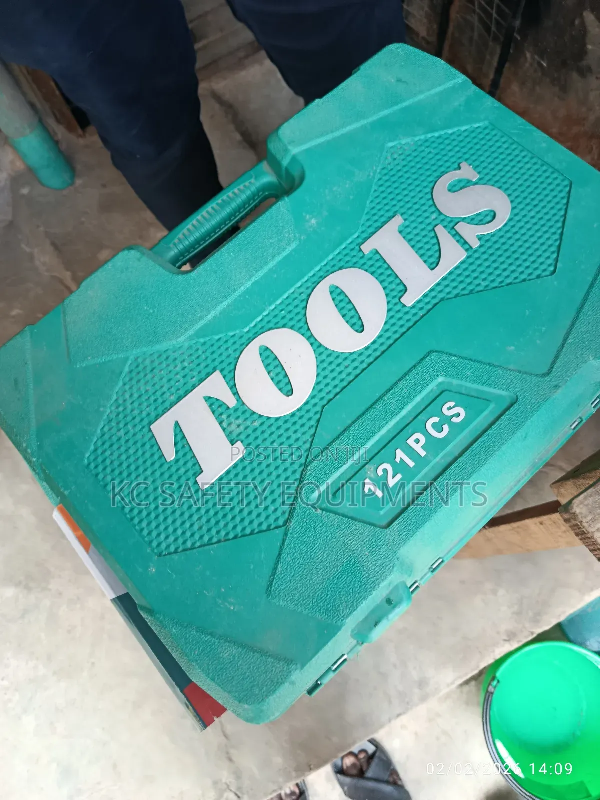 121 Set of Sockets