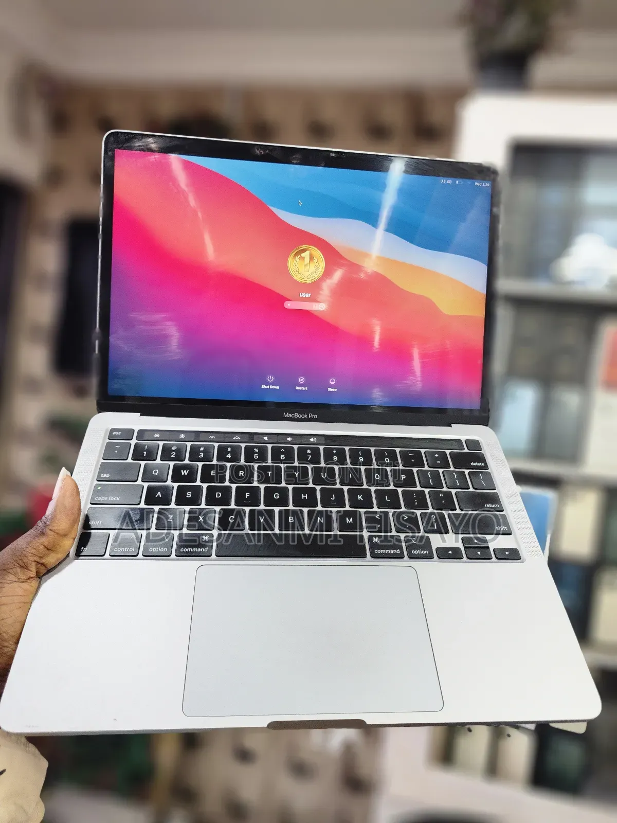 Laptop Apple MacBook Pro 2020 16GB Intel Core I7 SSD 512GB